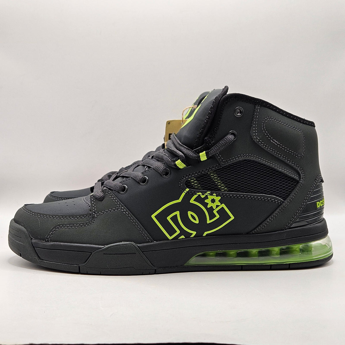 DC SHOE CO MEN'S 11.5 VERSATILE MID SKATEBOARDING SHOE BLACK GREEN DC01838061
