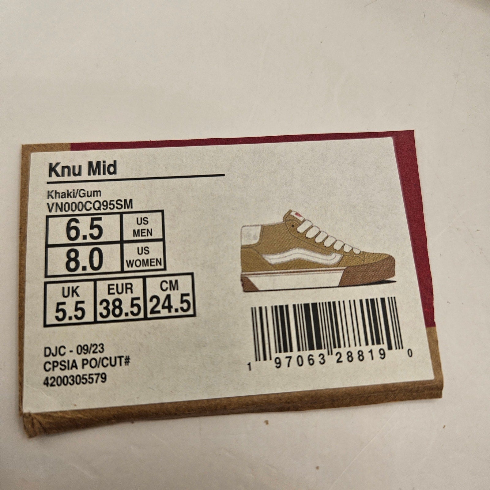 VANS WOMEN'S 8 KNU MID KHAKI GUM SKATEBOARDING SHOES NWOB