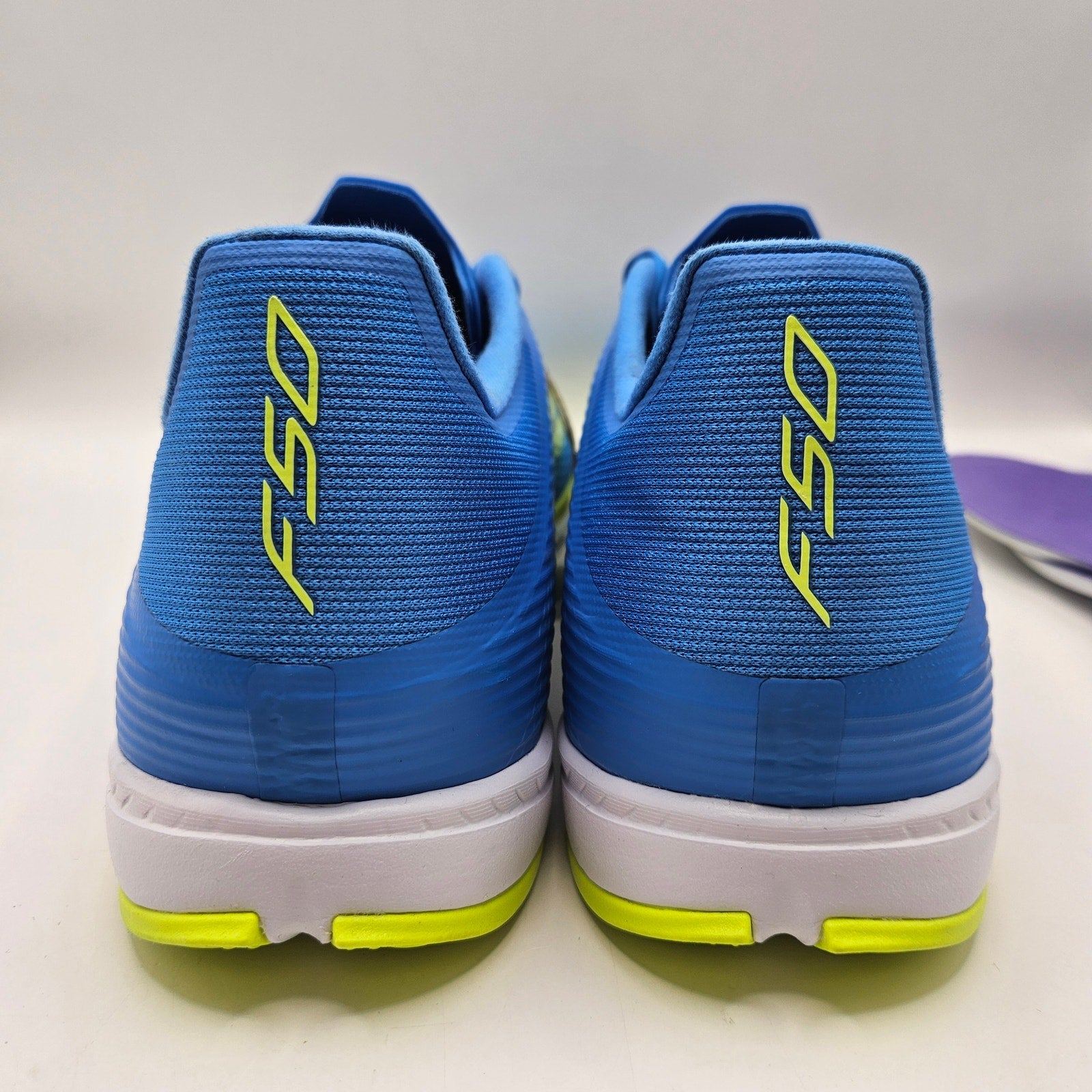 ADIDAS MEN'S 11.5 F50 LEAGUE INDOOR SOCCER SHOES BLUE NEON YELLOW NWOB JR8973