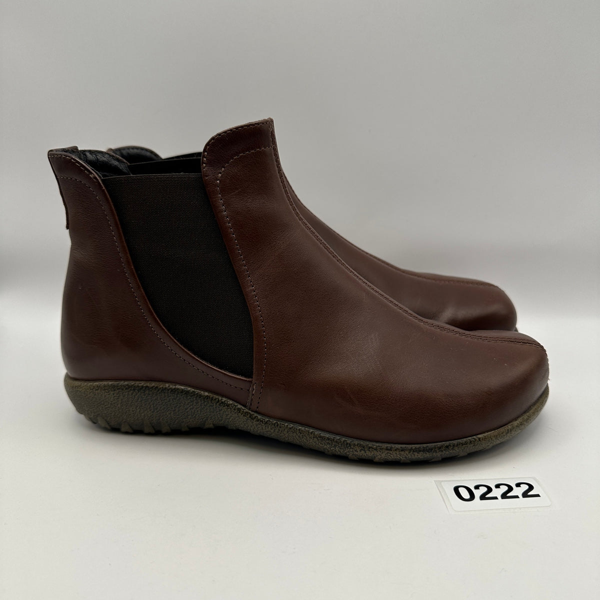 NAOT Size 37 Women's Chelsea Mid Brown Leather Rubber Sole