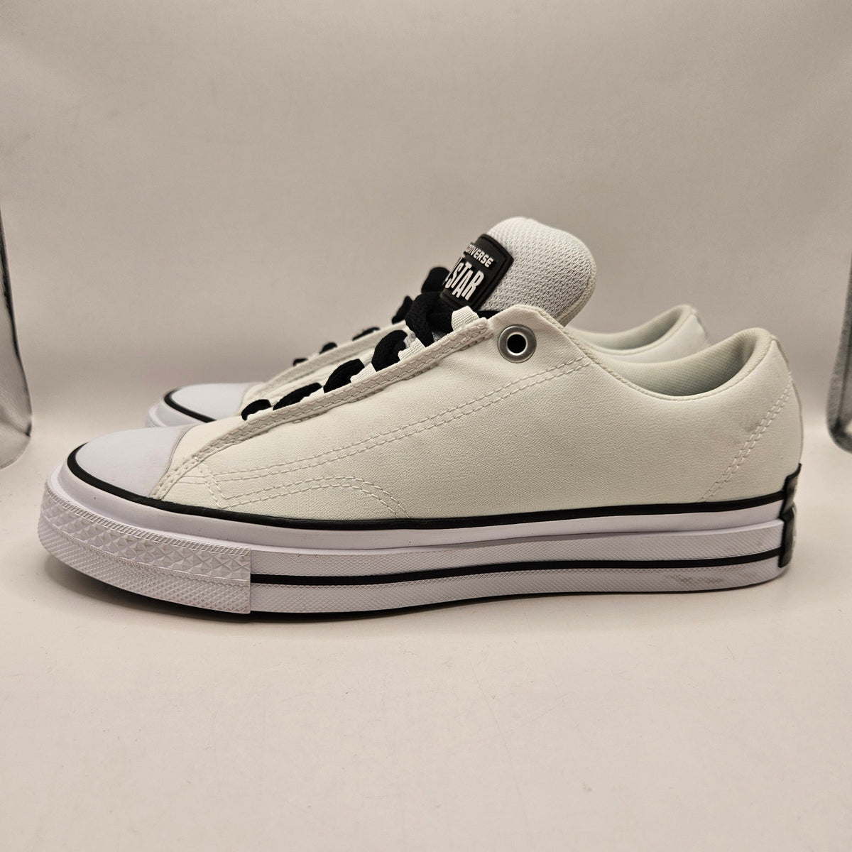 CONVERSE MEN'S 8.5 CHUCK TAYLOR ALLSTAR PUFF FAT TOUGUE LO WHITE A14722C