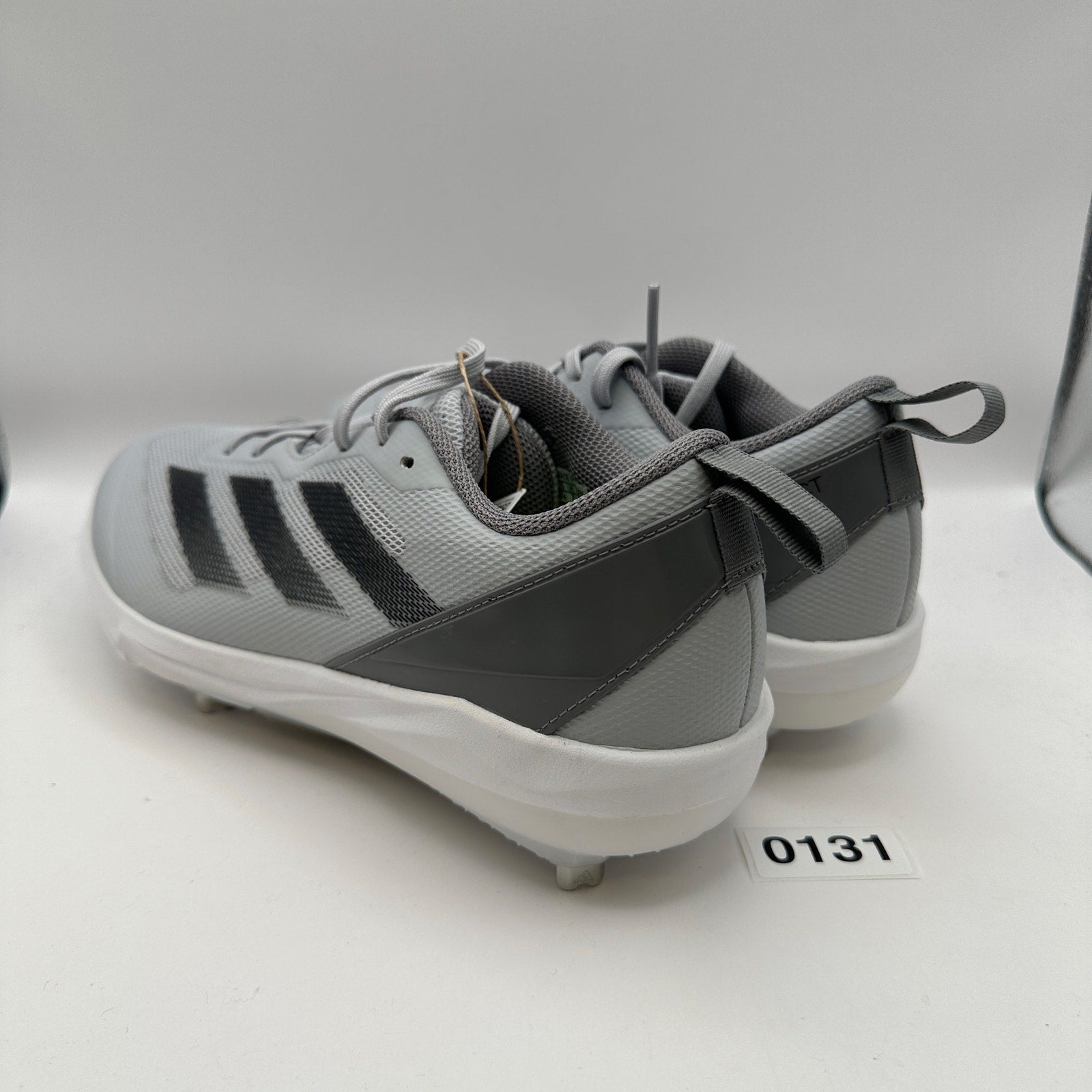 ADIDAS Adizero Instinct Women's 8.5 IF8512 Softball Cleats Gray/Black