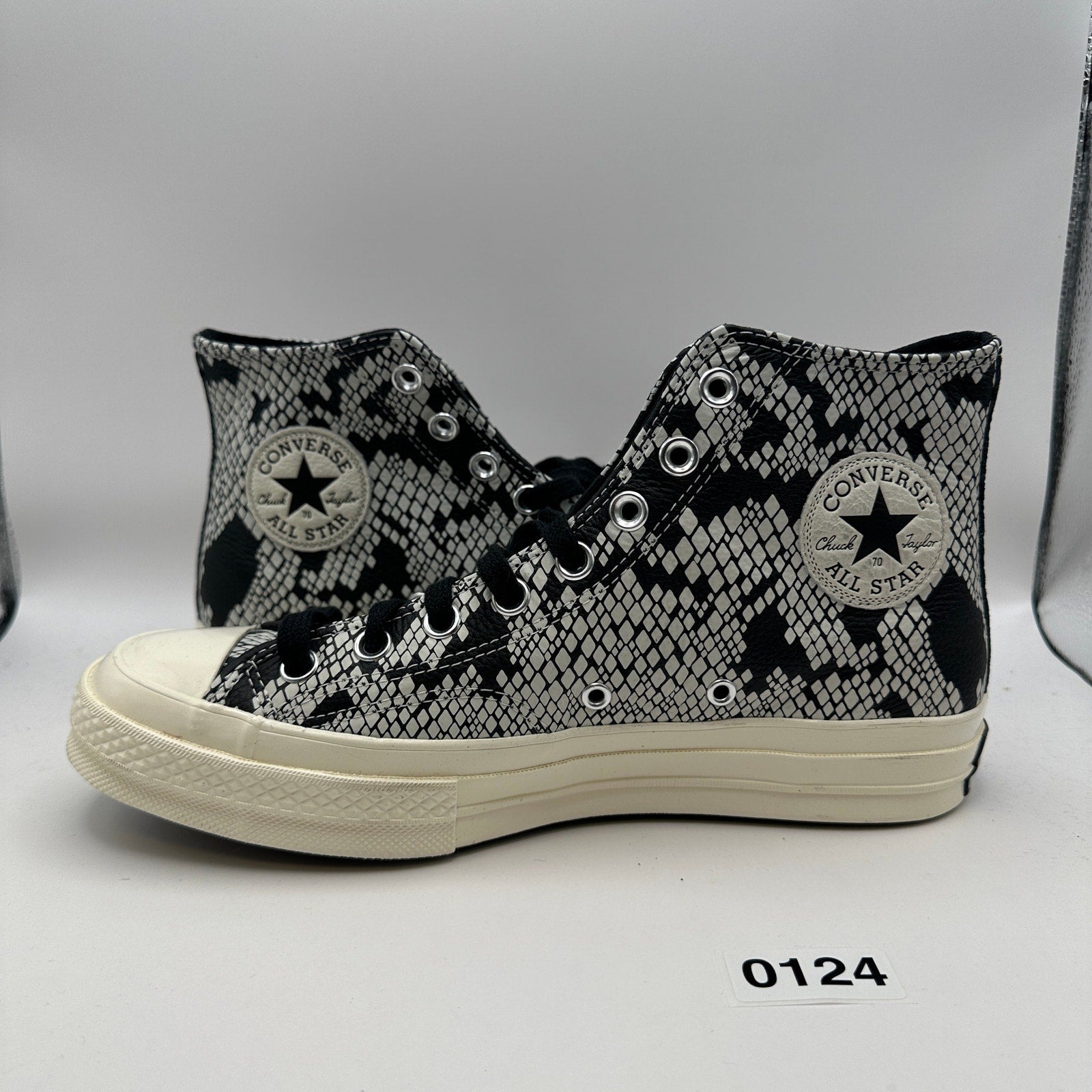 CONVERSE Women's 10 Digital Daze Leather 1970s High Top Sneaker