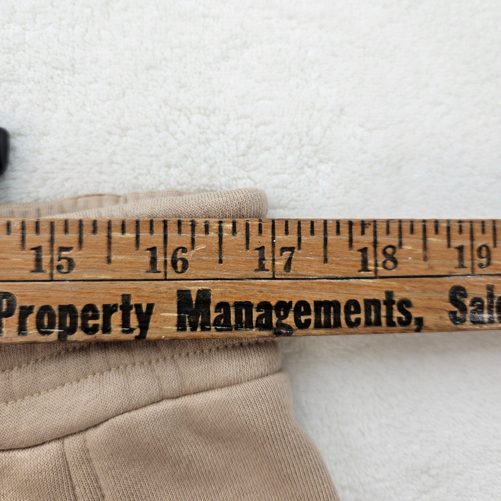 ADIDAS ALL SZN WOMEN'S LARGE SHORTS FLEECE SAND HT3837