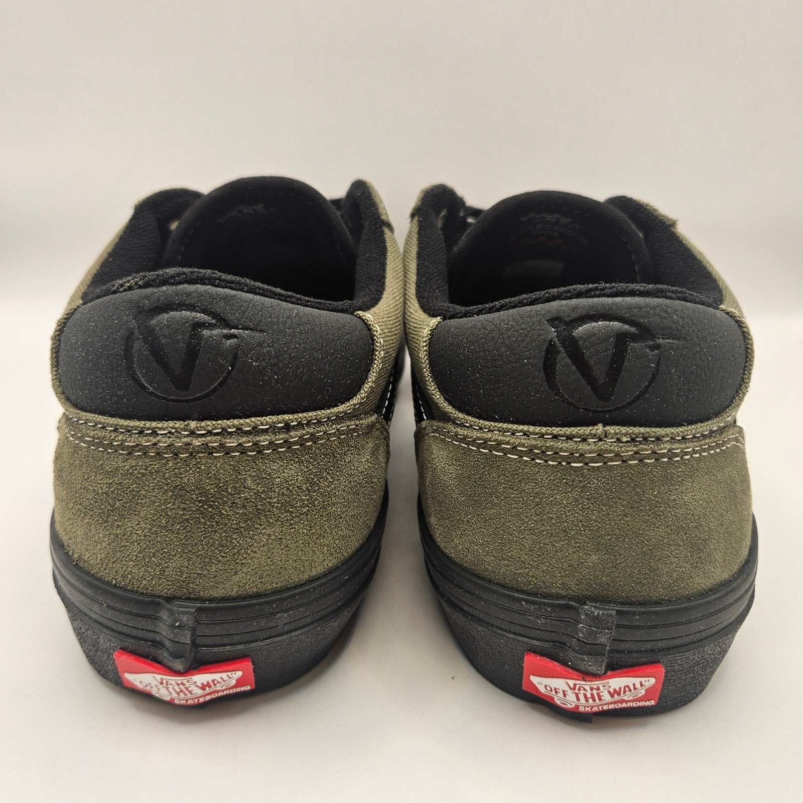 VANS MEN'S 8 ROWAN SKATE SHOES OLIVE GREEN BLACK NWOB
