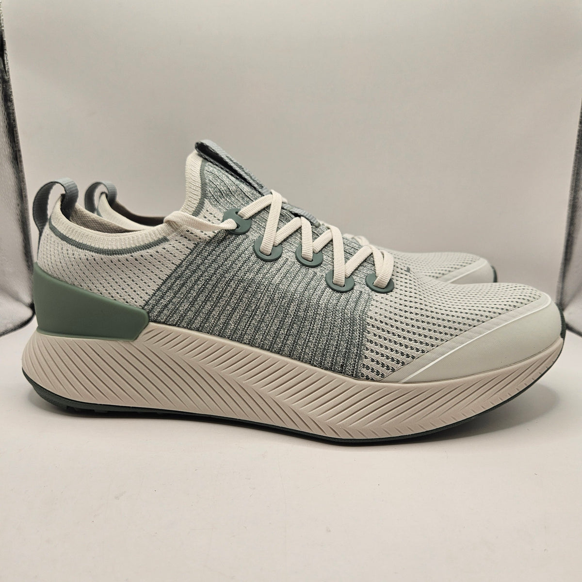 ALLBIRDS MEN'S 12 TREE GLIDER SEAGRASS PARCHMENT SOLE RUNNING SNEAKER A12293