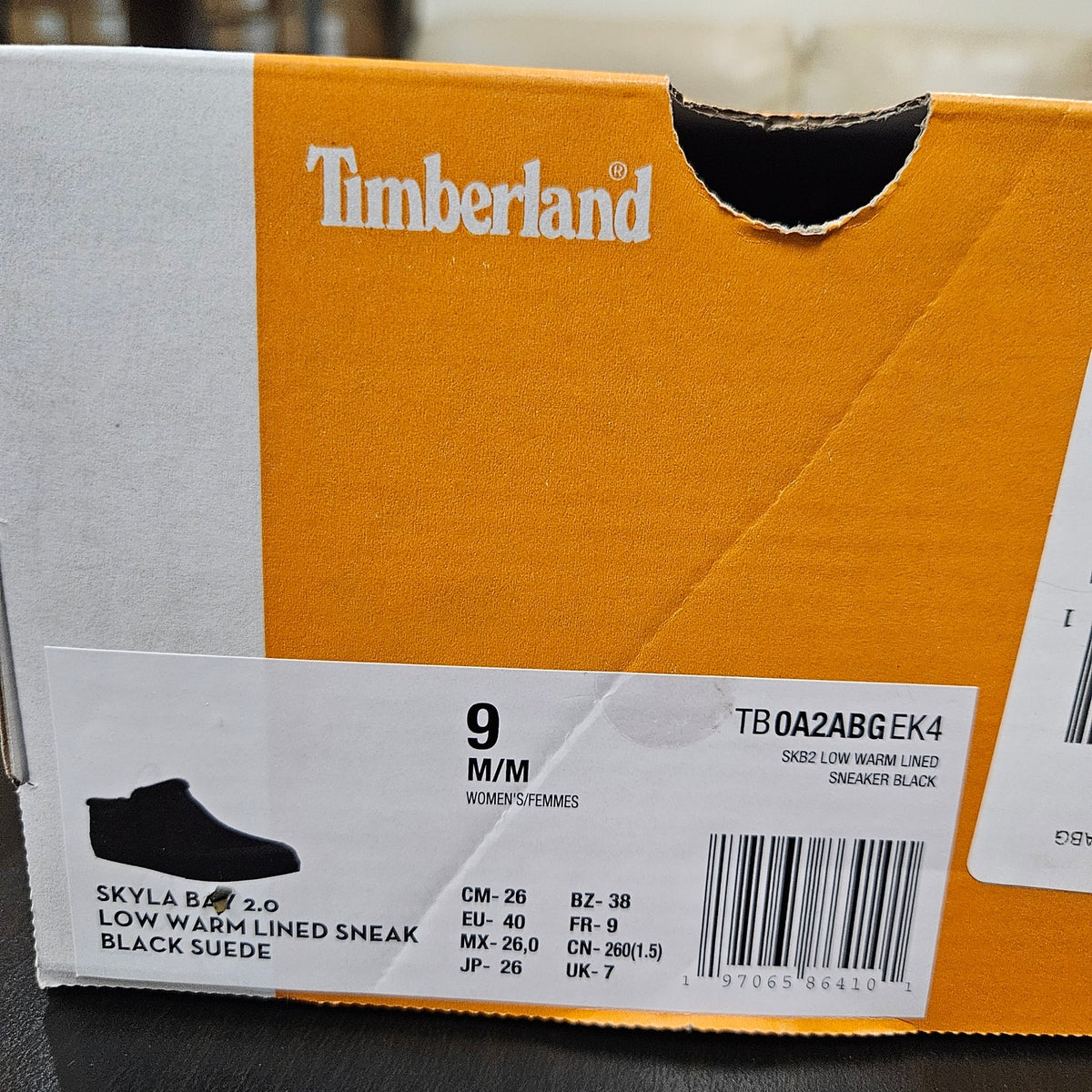 TIMBERLAND WOMEN'S 9 SKYLA BAY 2.0 LOW WARM LINED SNEAK BLACK SUEDE NIB