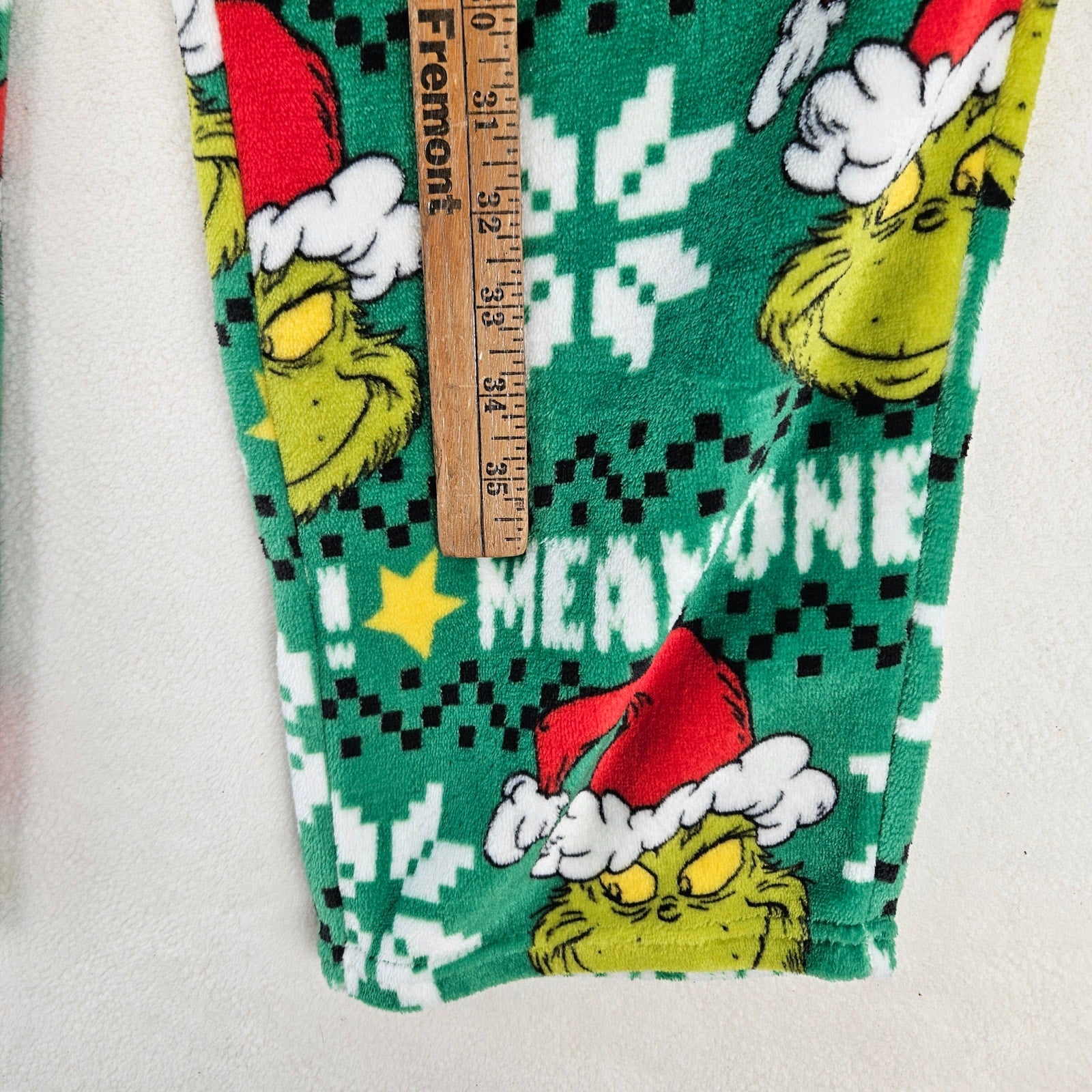 DR SEUSS X GRINCH CHRISTMAS SLEEPWEAR MEDIUM FLEECE PAJAMA PANTS GREEN NWOT