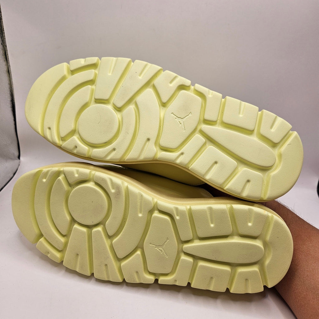 NIKE AIR JORDAN WOMEN'S 9 CHUNKY PLATFORM MULE SLIP ON LUMINOUS GREEN NWOB