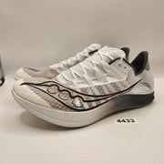 SAUCONY MEN'S 8.5 TERMINAL VT TRACK & FIELD SPIKE WHITE CARBON S29101-10