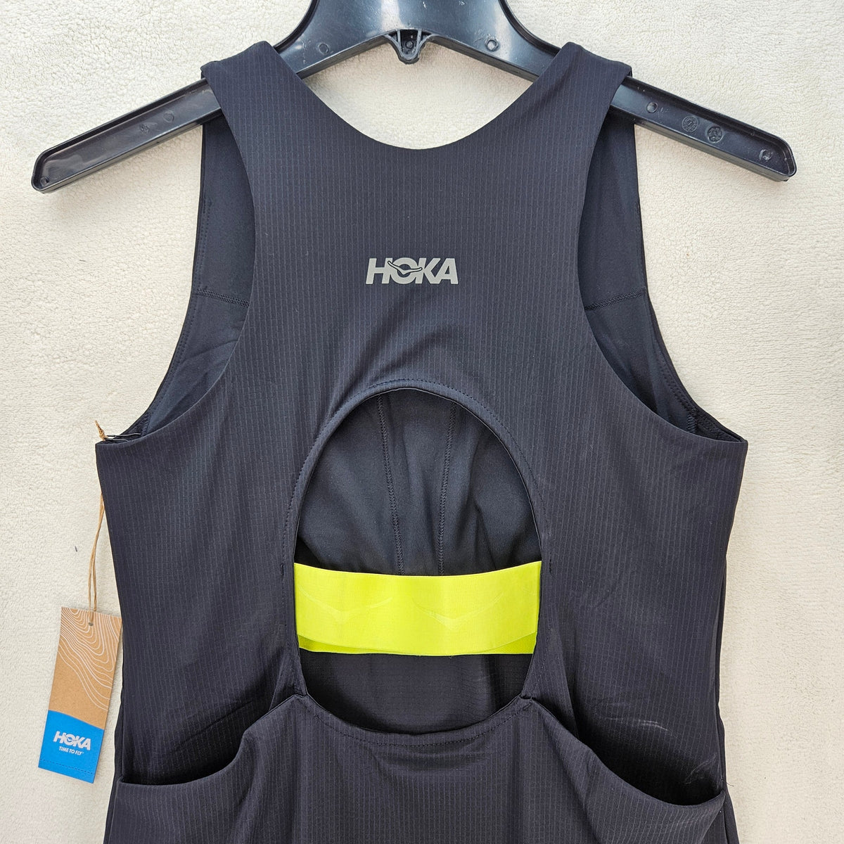 HOKA WOMEN'S M MIZI OUTDOOR DRESS BLACK BUILD IN BRA TENNIS NWT
