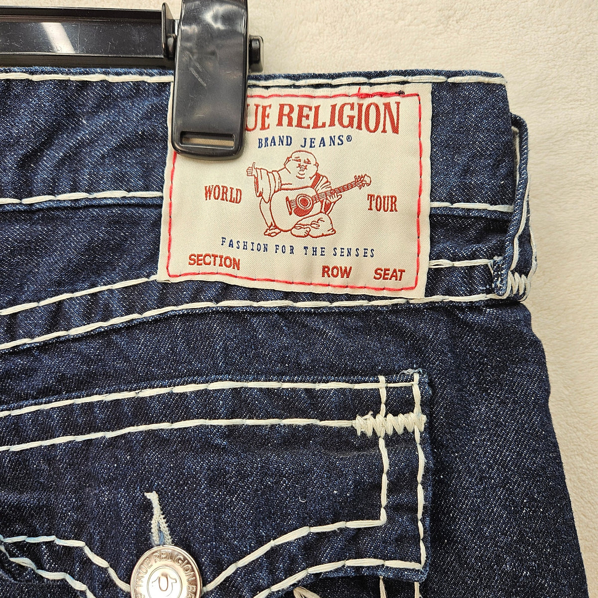 TRUE RELIGION MEN'S 40 VINNY ULTRA BAGGY ROPE STITCH JACKKNIFE DARK WASH SHORTS