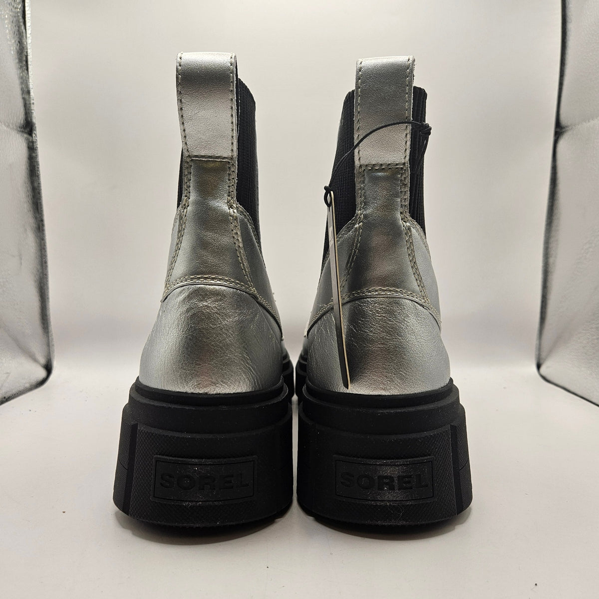 SOREL WOMEN'S 12 CARIBOU X BOOT CHELSEA SILVER BLACK NIB NL5014-034