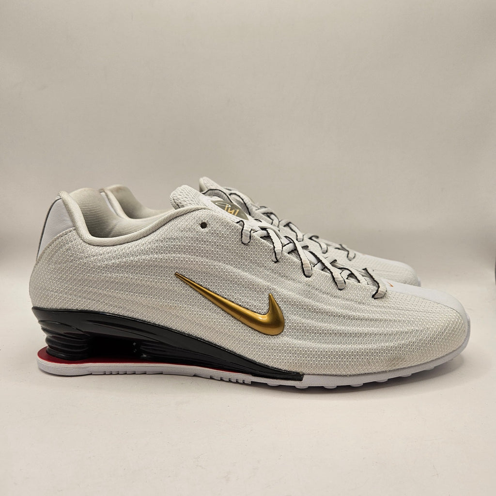 NIKE WOMEN'S 8.5 SHOX Z WHITE METALLIC GOLD HQ7540-100 NWOB