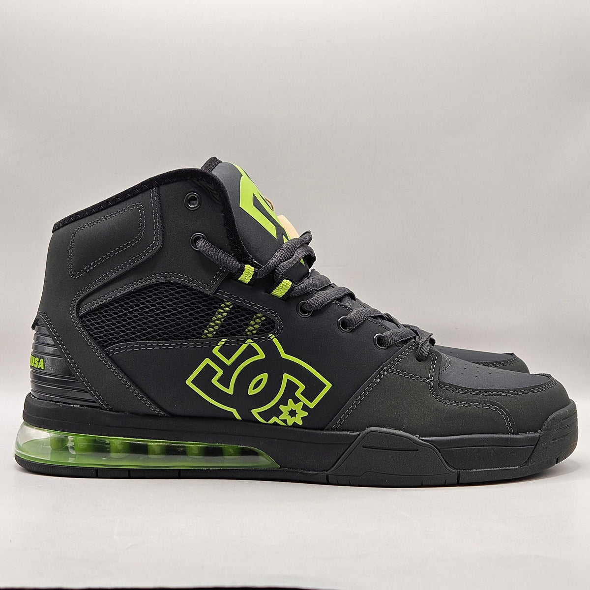 DC SHOE CO MEN'S 11.5 VERSATILE MID SKATEBOARDING SHOE BLACK GREEN DC01838061