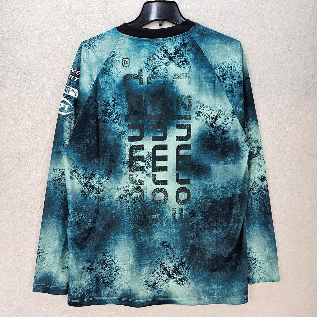 PUMA X F1 FORMULA 1 MEN'S M LONG SLEEVE GRAPHIC SHIRT BLUE GREEN NWT