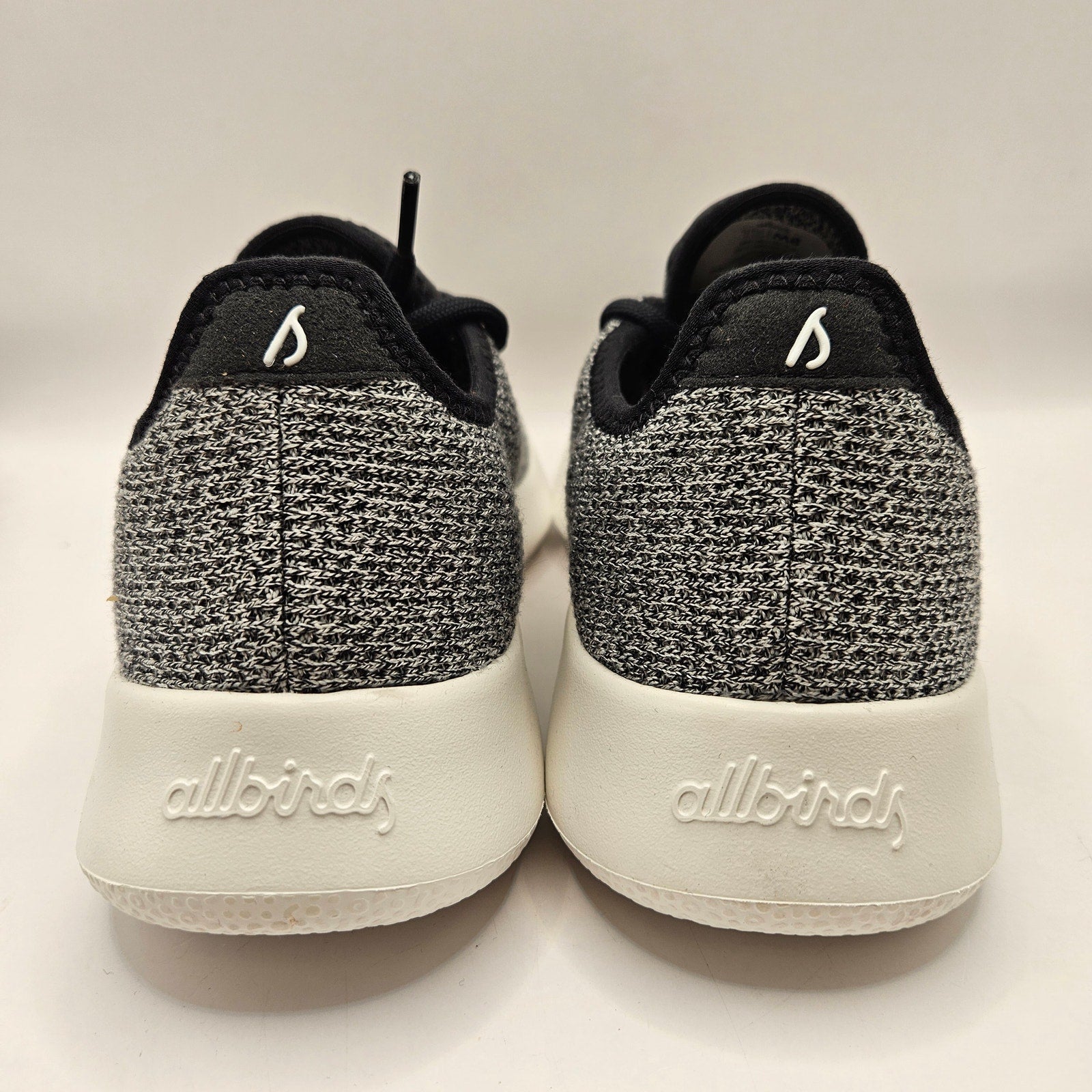 ALLBIRDS MEN'S 8 TR TREE RUNNERS DARK GRAY BLACK SNEAKERS NWOB