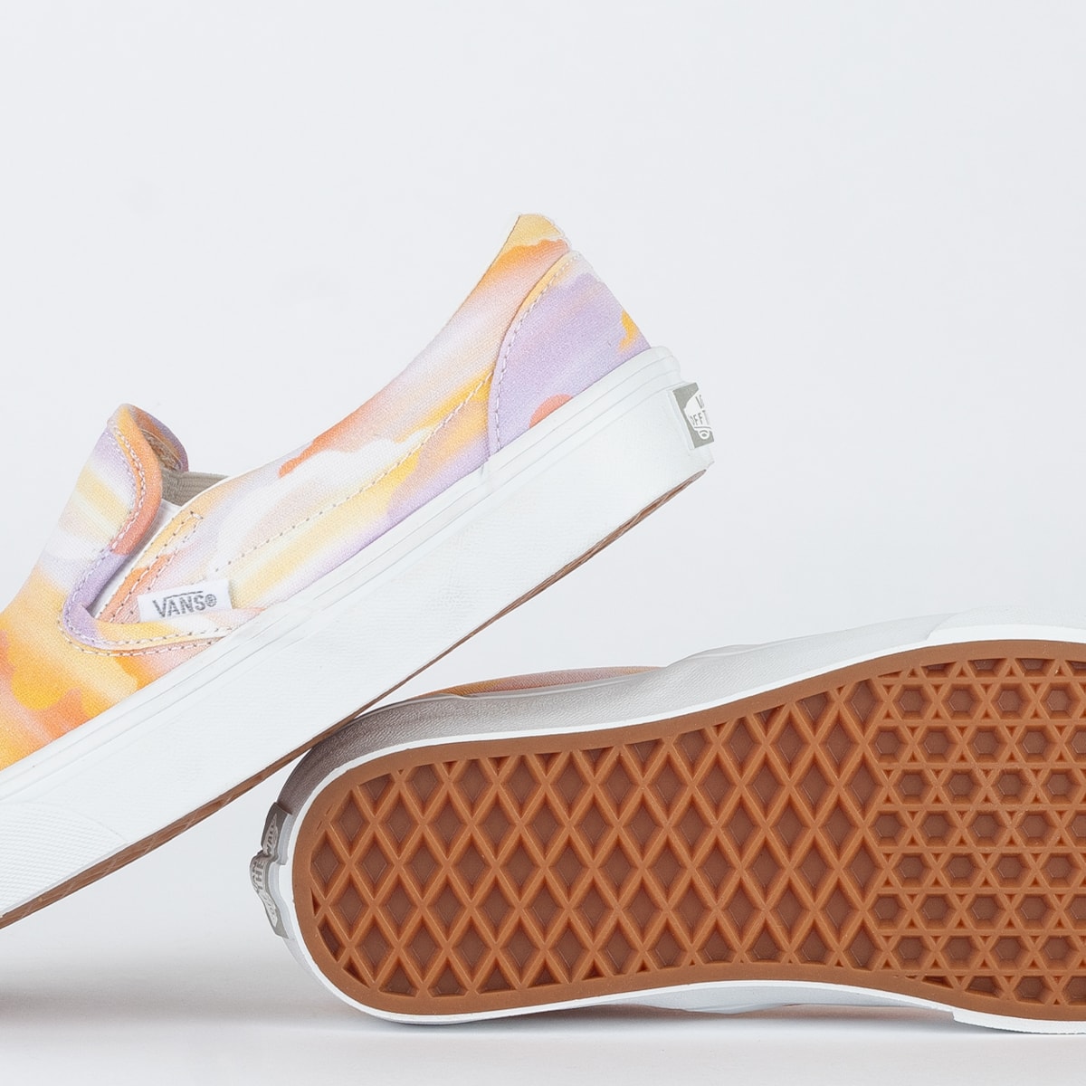 VANS WOMEN'S 9 SLIP ON FESTIVAL DREAM MULTI NIB VN000BVZCYJ