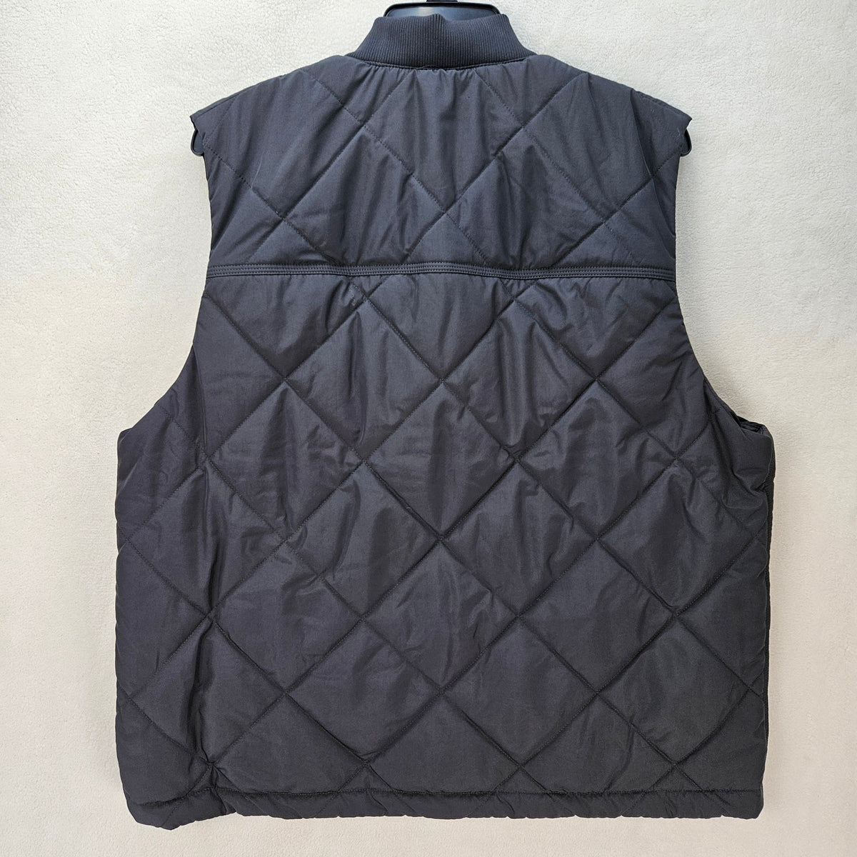 ADIDAS MEN'S LARGE MERCEDES AMG PETRONAS FORMULA 1 DOWN VEST BLACK JX8773