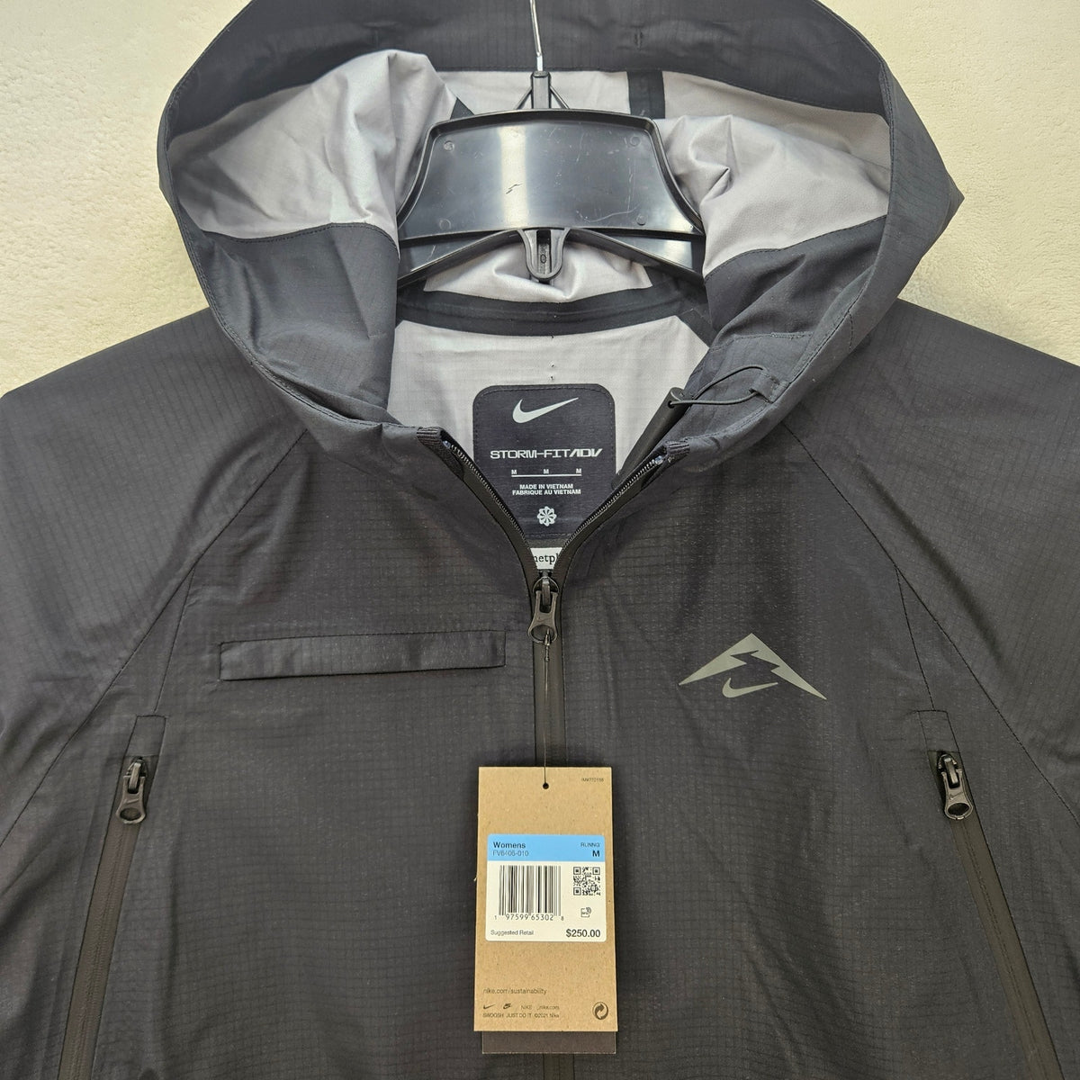 NIKE TRAIL WOMEN'S MEDIUM STORM FIT ADV RUNNING JACKET BLACK FV6406-010 NWT