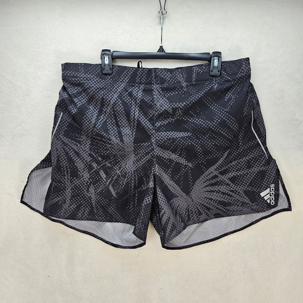 ADIDAS MEN'S 2XL ATHLETIC SHORTS RUNNING ELASTIC WAIST PULL-ON BLACK NWT
