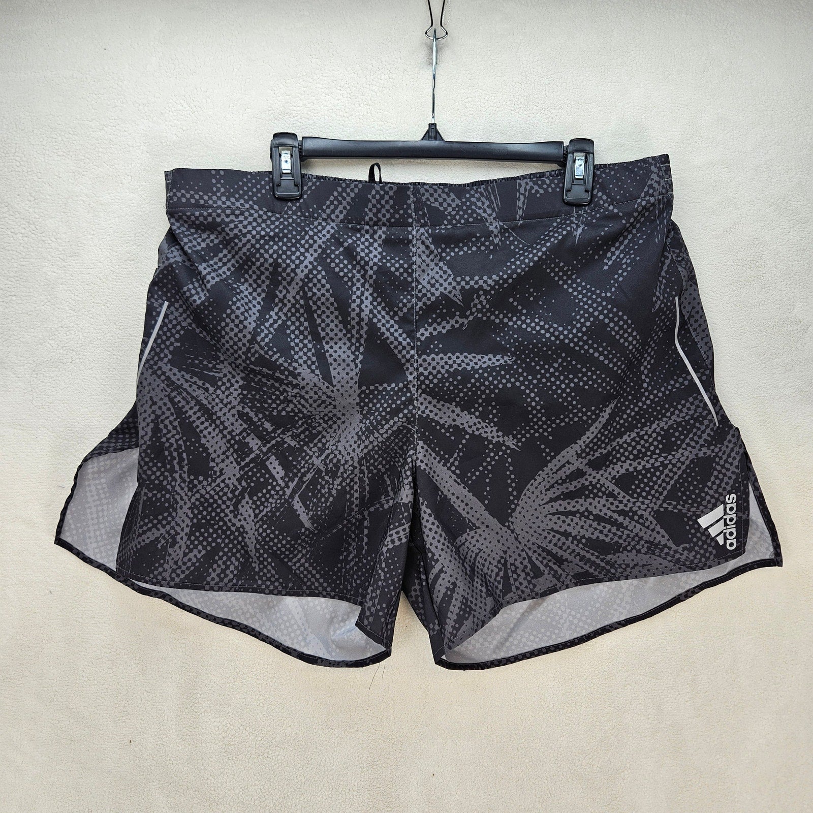 ADIDAS MEN'S 2XL ATHLETIC SHORTS RUNNING ELASTIC WAIST PULL-ON BLACK NWT
