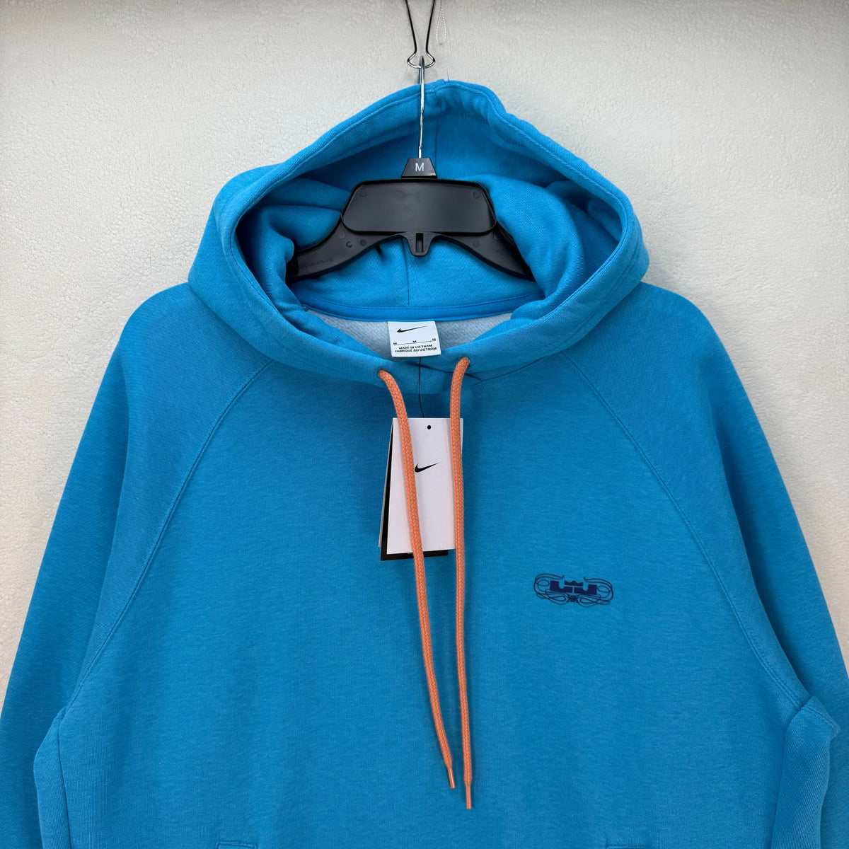 NIKE x LEBRON JAMES MEDIUM HOODIE 20 YEAR CAREER BASKETBALL LION BLUE DQ6129-446