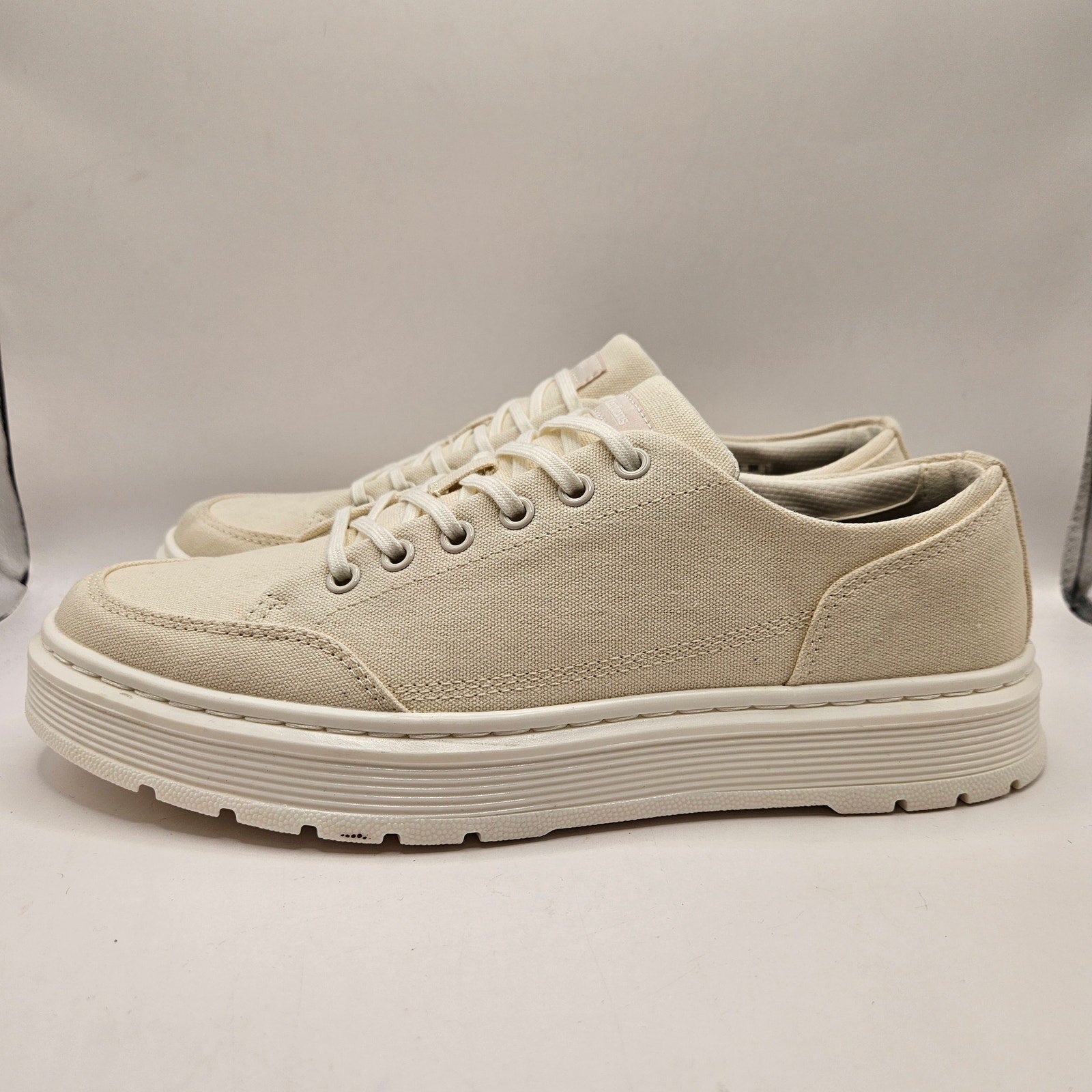 DR MARTENS MEN'S 10 BROOKLINE 6 EYE CASUAL LOW TOP SNEAKER OFF WHITE CREAM NWOB