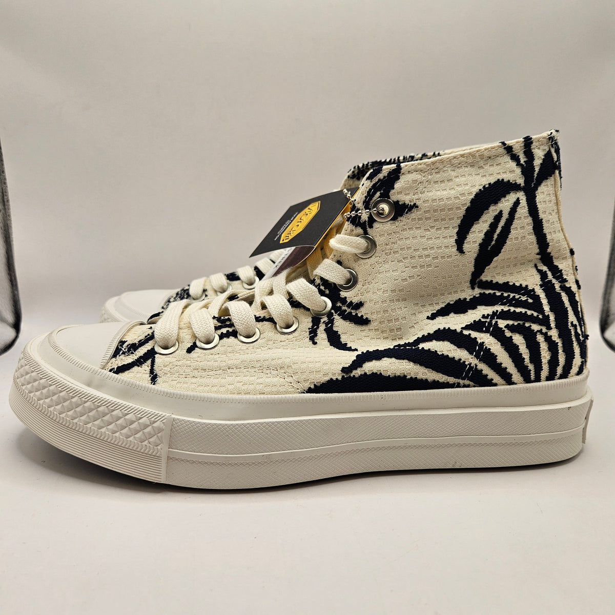 CONVERSE MEN'S 7.5 FIRST STRING CHUCK TAYLOR JAPANESE TROPICAL KNIT A16750C