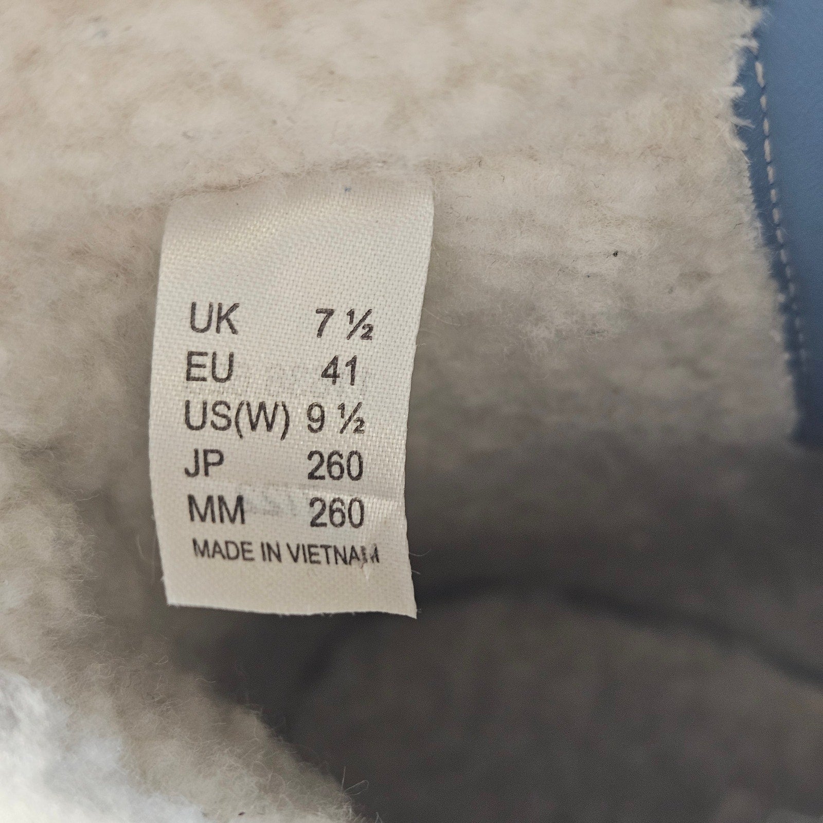 HELLY HANSEN WOMEN'S 9.5 ANABELLE SHEARLING ANKLE BOOTS NWOB