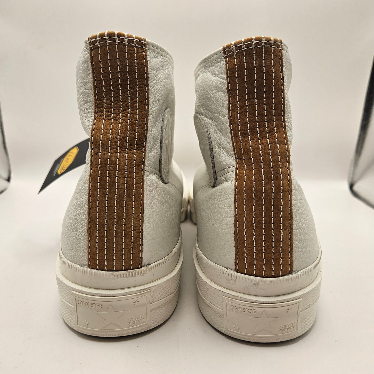 CONVERSE MEN'S 10.5 FIRST STRING CHUCK TAYLOR PREMIUM LEATHER WHITE HI A14281