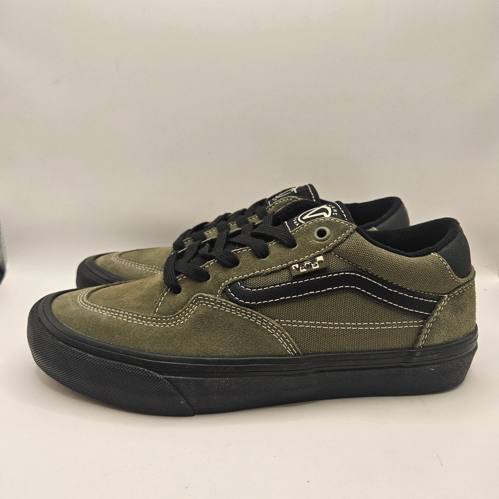VANS MEN'S 8 ROWAN SKATE SHOES OLIVE GREEN BLACK NWOB