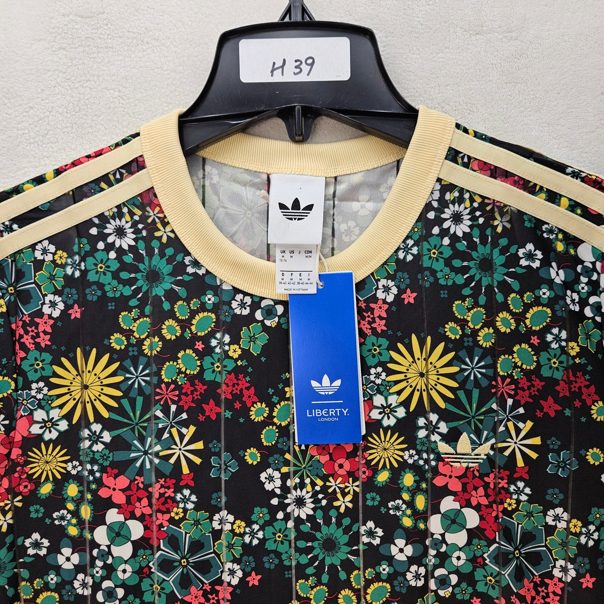 ADIDAS WOMEN'S MEDIUM LIBERTY LONDON CALI 3 STRIPE TEE KD5560