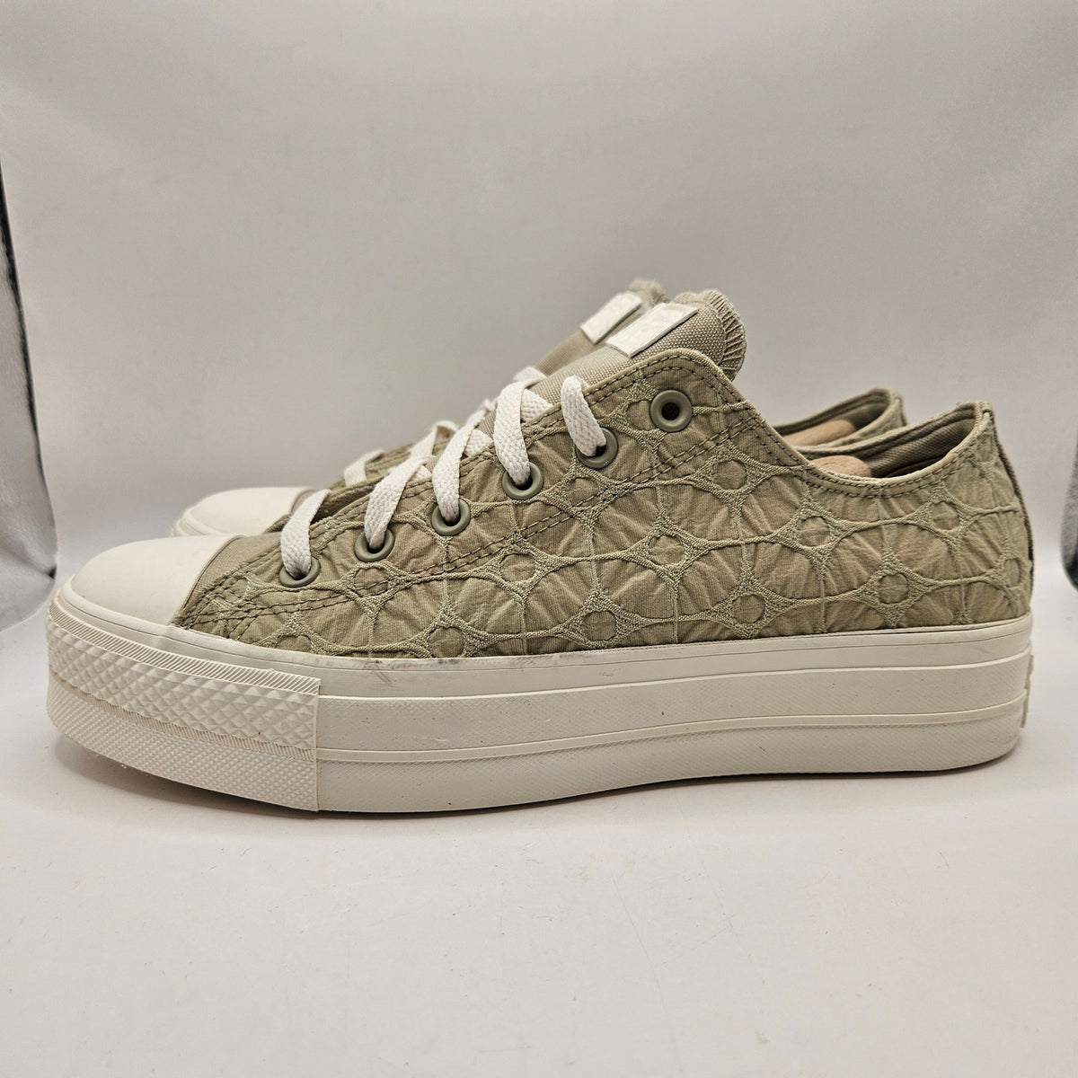 CONVERSE WOMEN'S 11 CHUCK TAYLOR ALLSTAR SAGE LIFT LOW PLATFORM TEXTURED A13524C