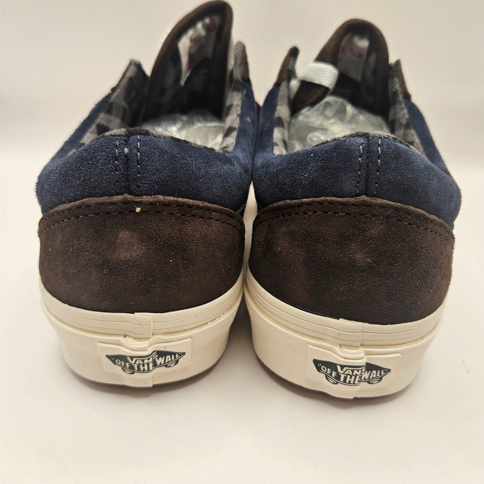 VAN'S M6.5/W8 OLD SKOOL PIG SUEDE NAVY BROWN SNEAKER NWOB