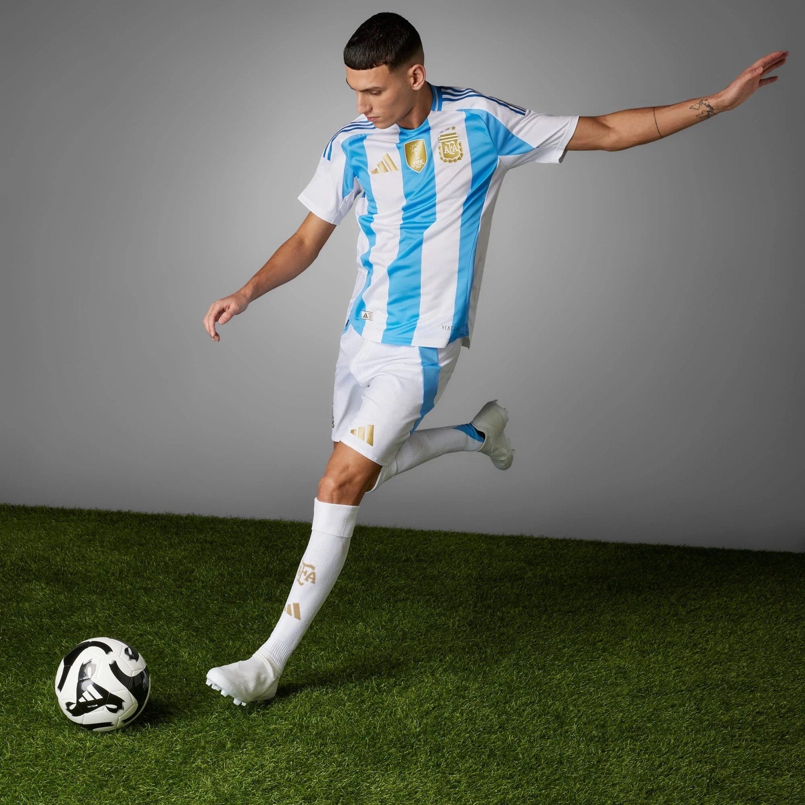 ADIDAS Men’s XLARGE ARGENTINA 2024 HOME AUTHENTIC JERSEY IP8388-210