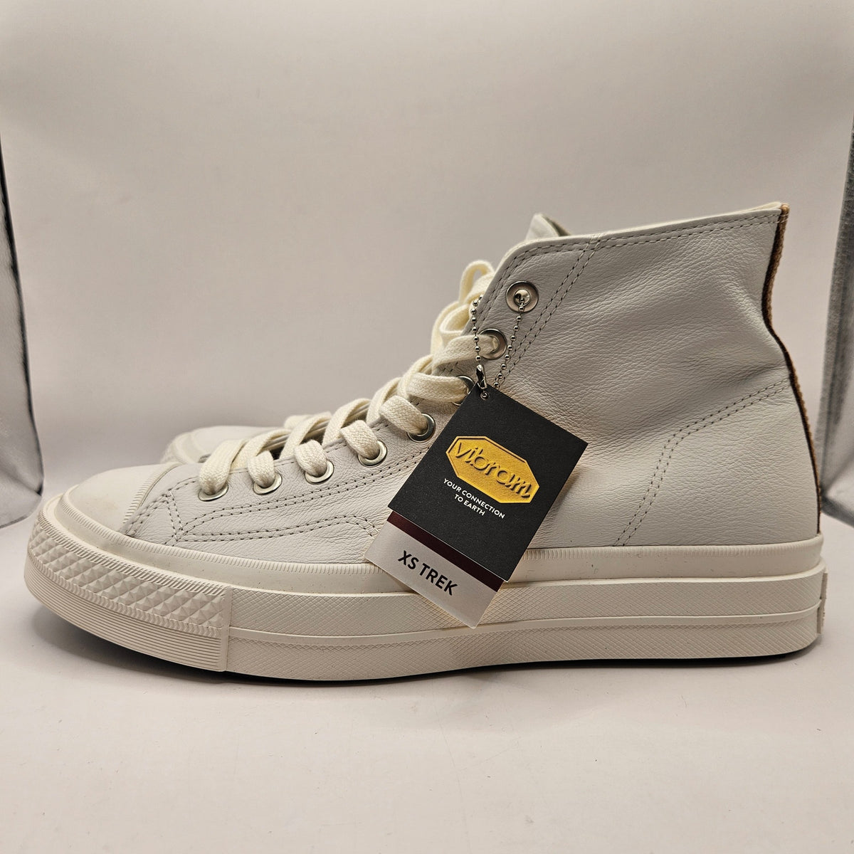 CONVERSE MEN'S 10 FIRST STRING CHUCK TAYLOR PREMIUM LEATHER WHITE HI A14281