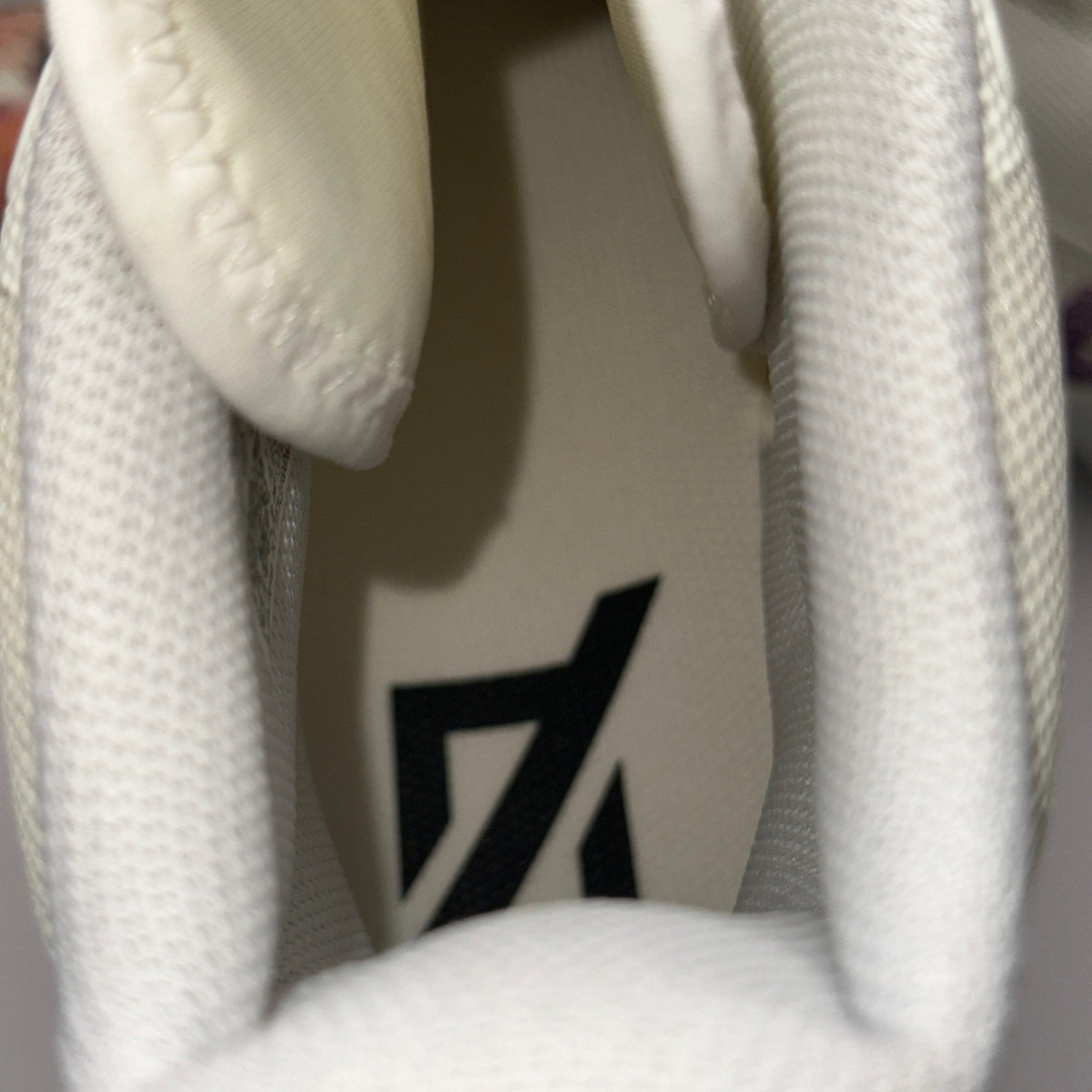 Adidas Mens Size 11.5 Adizero Chaos IF5121 Speed 'Coronation - Off White'