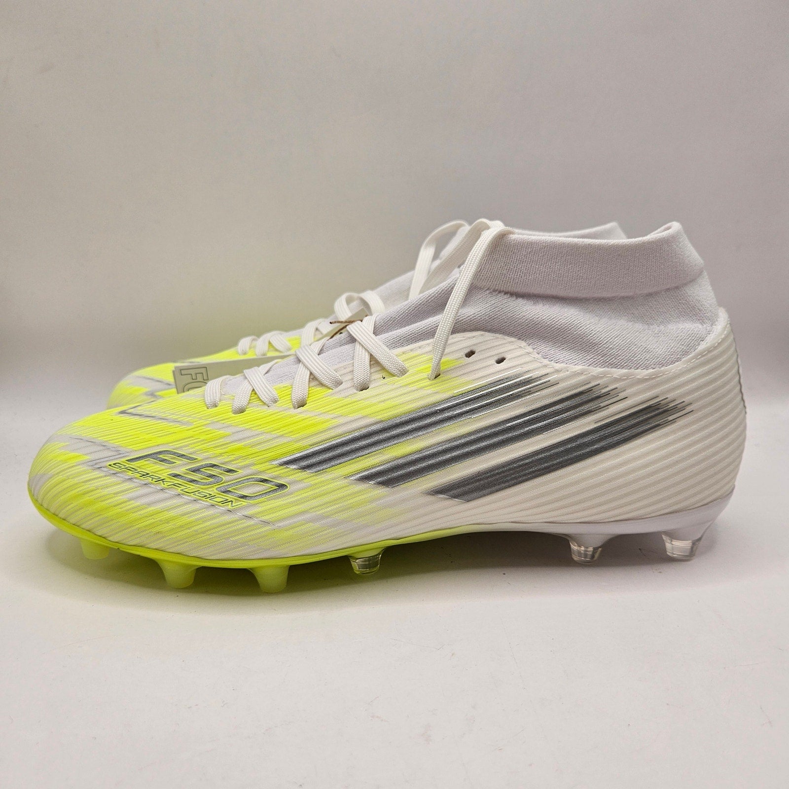 ADIDAS WOMEN'S 8.5 F50 SPARKFUSION LEAGUE SOCCER CLEATS FG AG WHITE NWOB JP8350