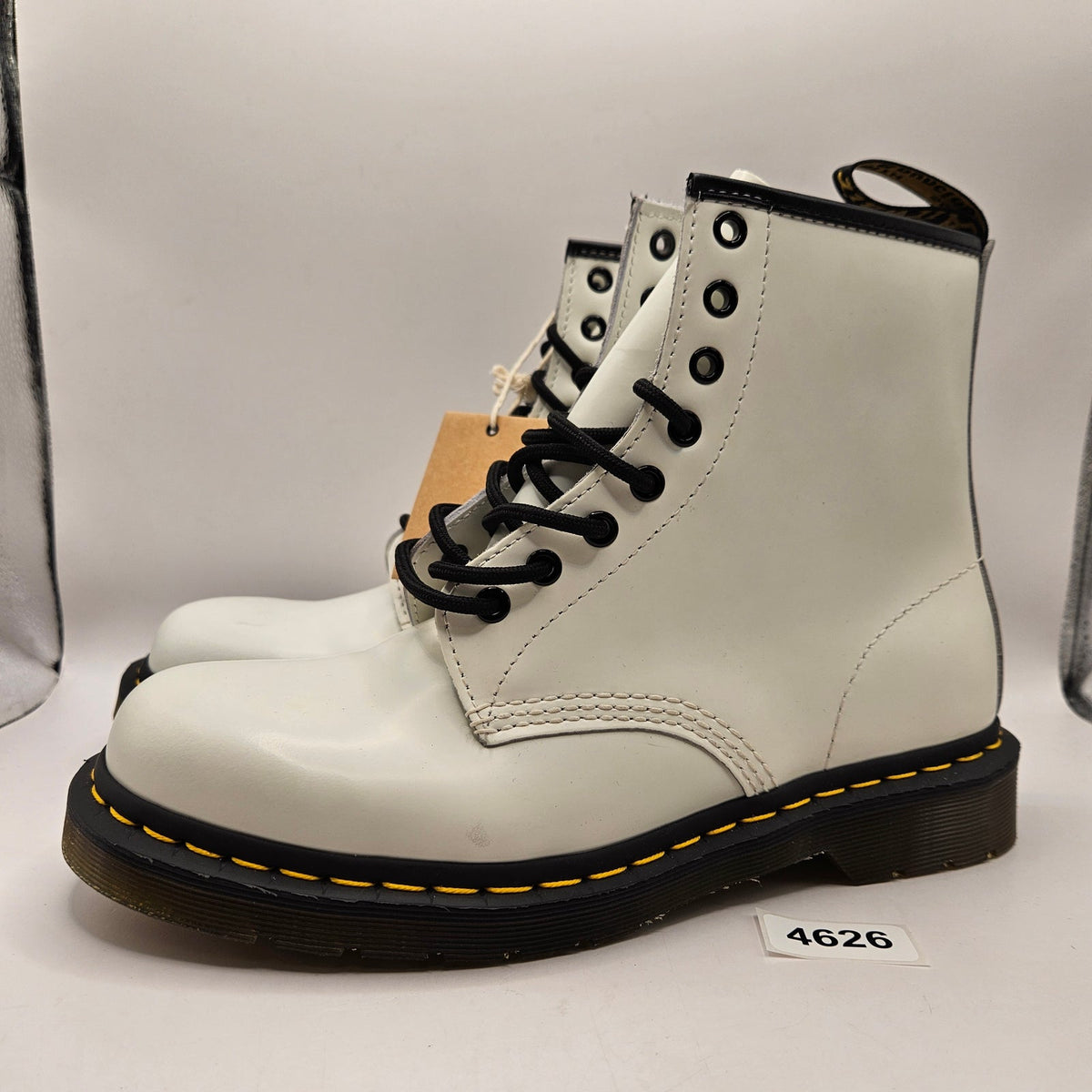 DR MARTENS MEN'S 9 1460 SMOOTH WHITE BOOTS 11822 8 EYES HIGH TOP LEATHER