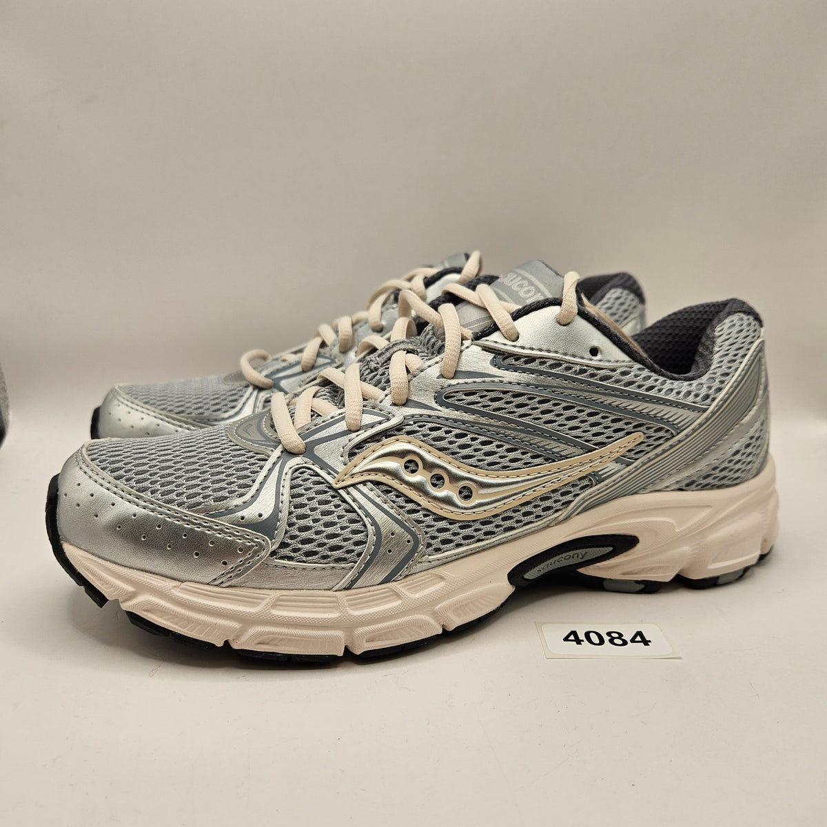 SAUCONY WOMEN'S 9 GRID RIDE MILLENNIUM SILVER/CREAM SNEAKER S60812-8 NWOB