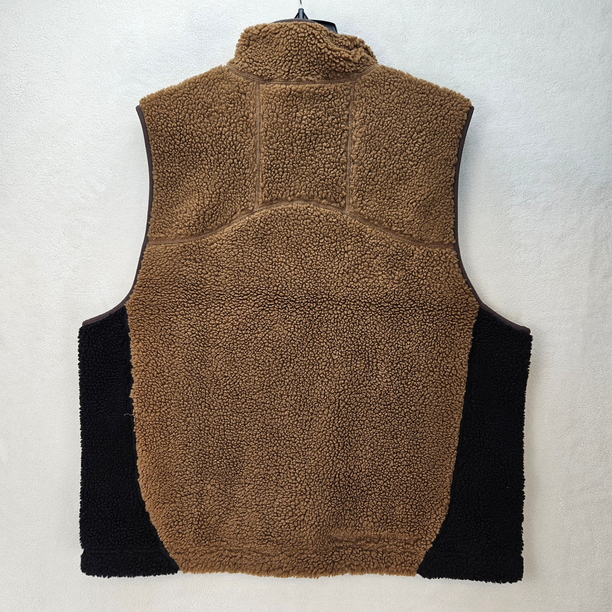 NIKE MEN'S MEDIUM ACG VEST CANWELL GLACIER THERMA FIT BROWN HV1111-235