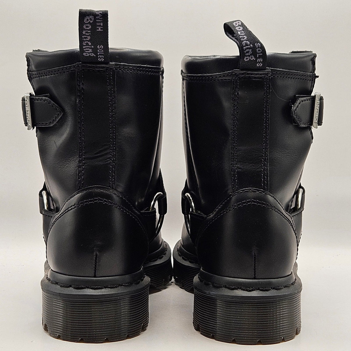DR MARTENS WOMEN'S 6 ANISTONE HRNS BLACK SMOOTH LEATHER BIKER BOOTS