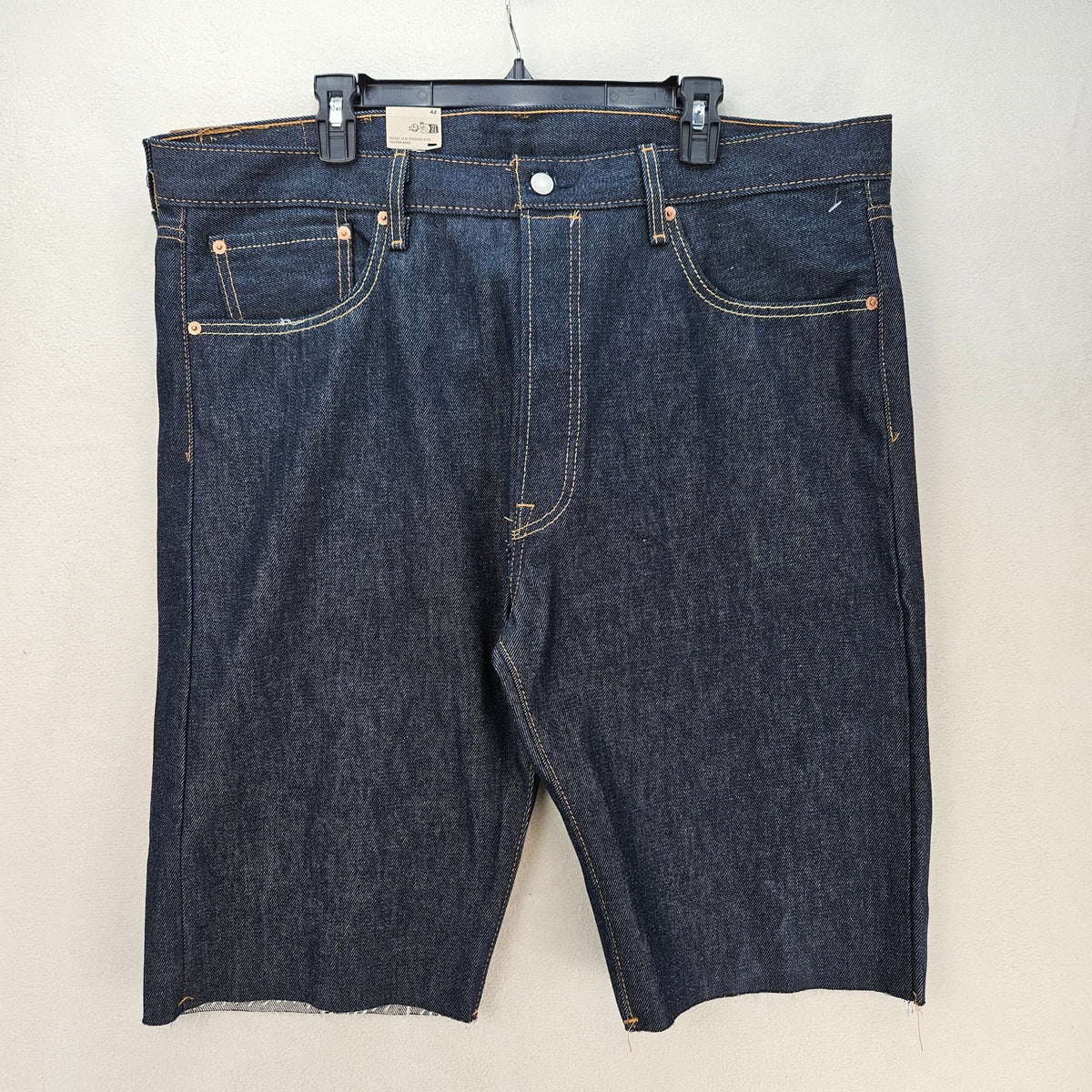 LEVI'S MEN'S 42 ORIGINAL FIT 501 DENIM SHORTS DARK WASH BUTTON FLY RAW HEM NWT