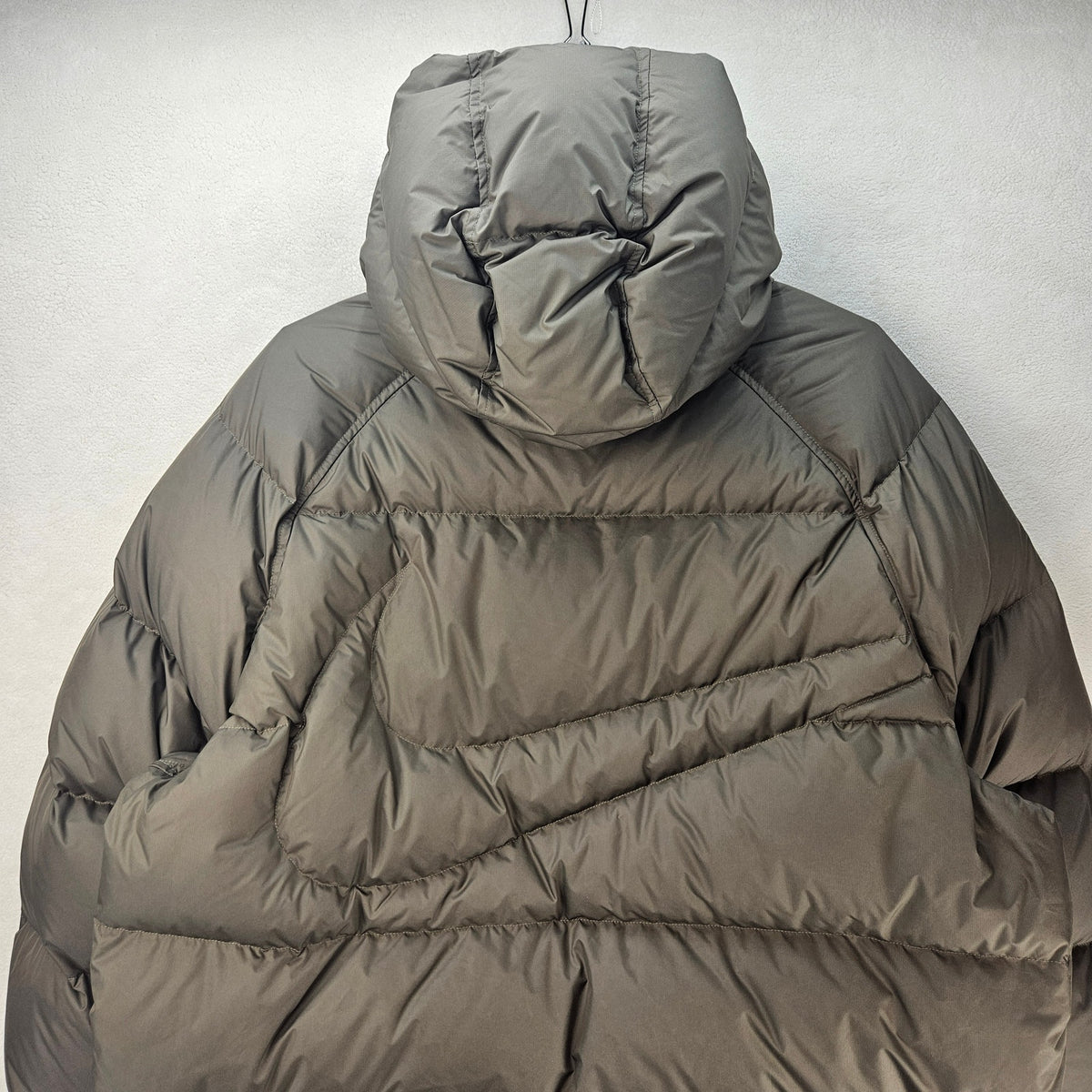 NIKE MEN'S LARGE DOWN PARKA LOOSE FIT WATER REPELLENT SWOOSH THERMA FIT IH2377