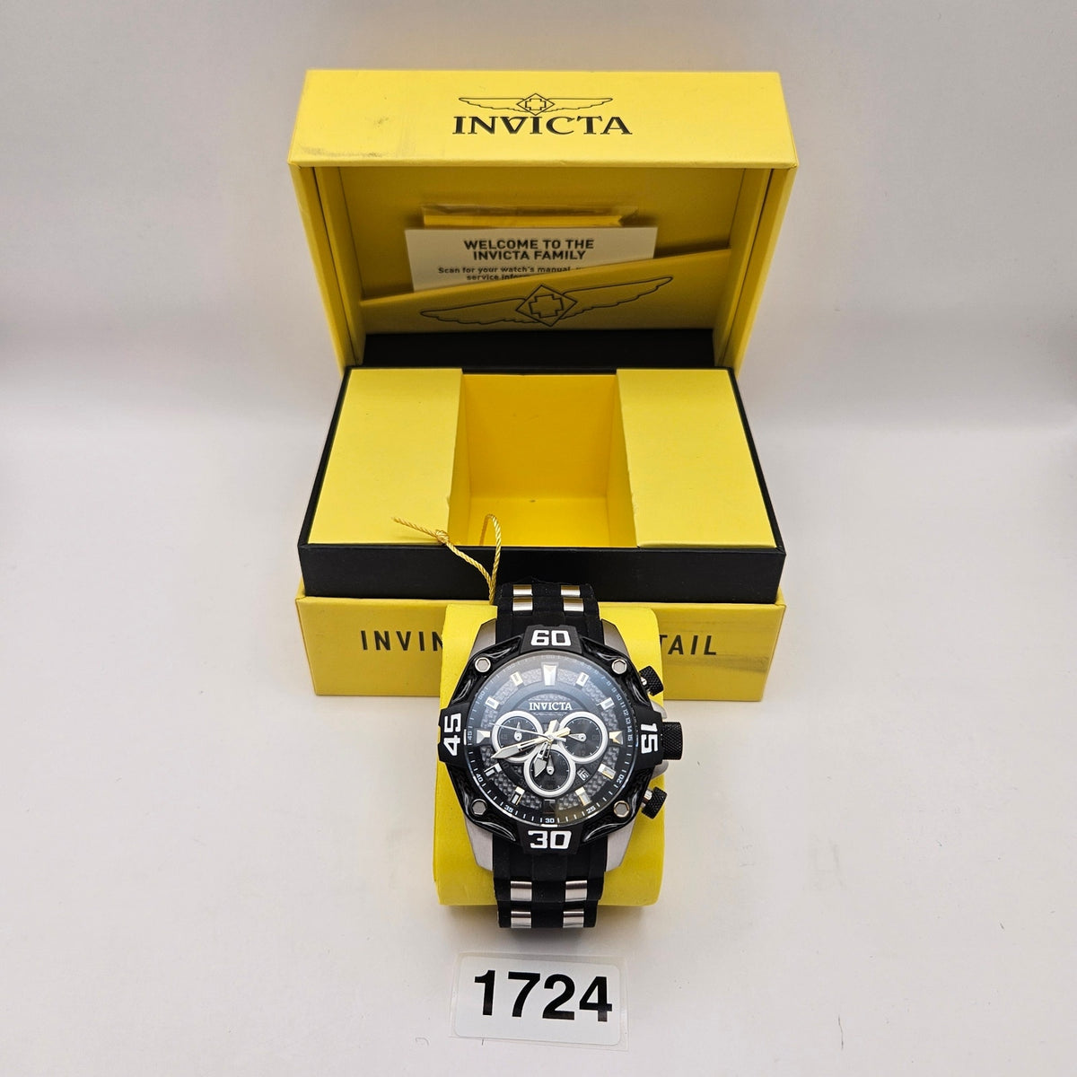 INVICTA 44704 PRO DIVER MEN'S QUARTZ BLACK AND SILVER WATCH