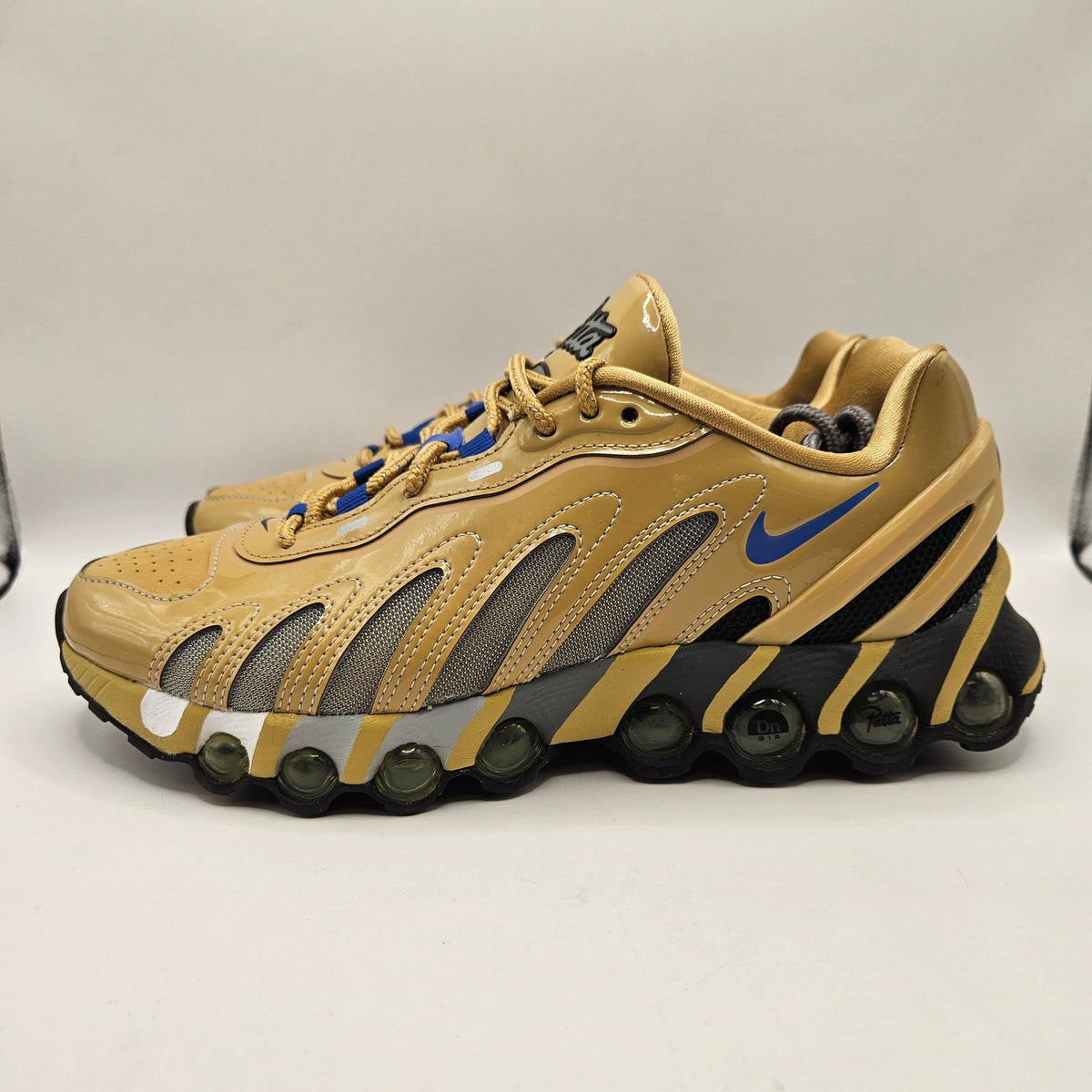 NIKE MEN'S 7.5 AIR MAX DN8 SP PATTA CLUB GOLD GAME ROYAL IB4029-700