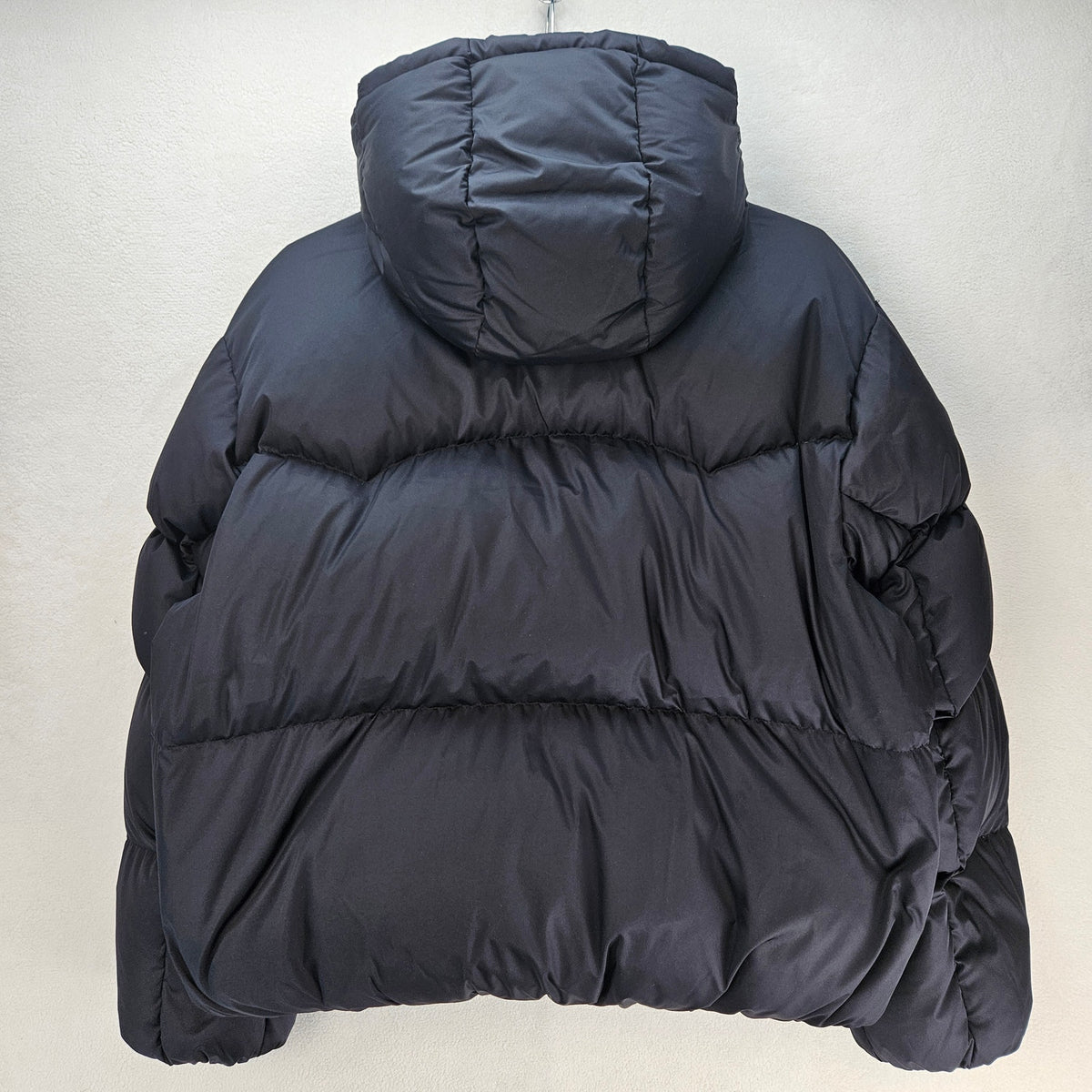 LEVI'S WOMENS LARGE PREMIUM DOWN PUFFER JACKET BLACK HOODED INSULATED NWT