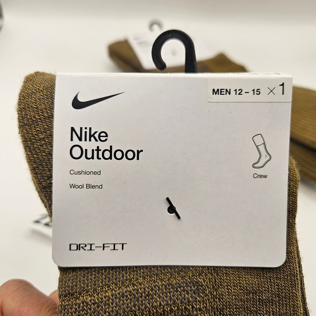 NIKE OUTDOOR MEN'S XL CUSHIONED OLIVE GREEN DQ6450-300 HIKING CAMPING 12-15 NWT