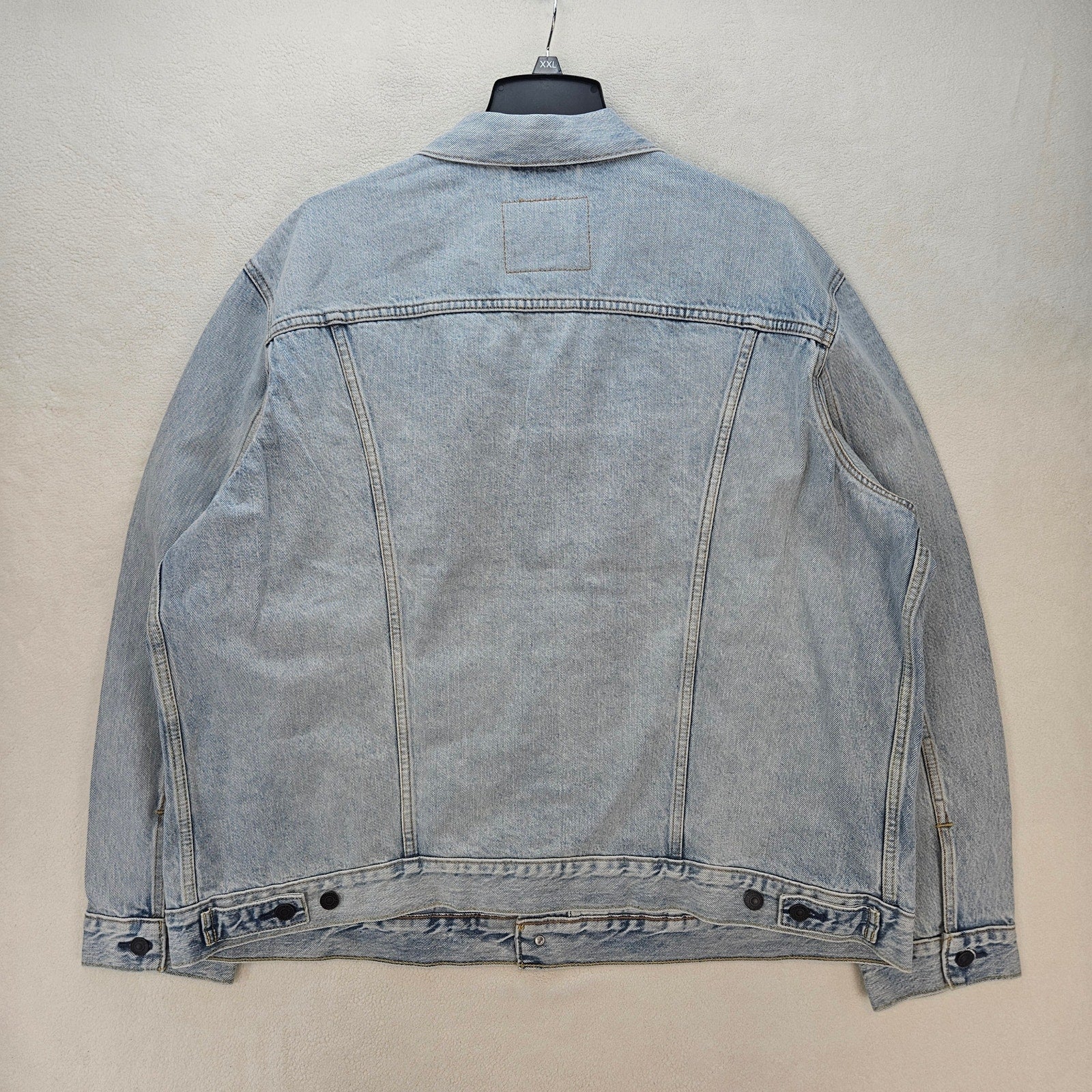 LEVI'S MEN'S XXL PREMIUM TRUCKER JACKET NWT LIGHT WASH